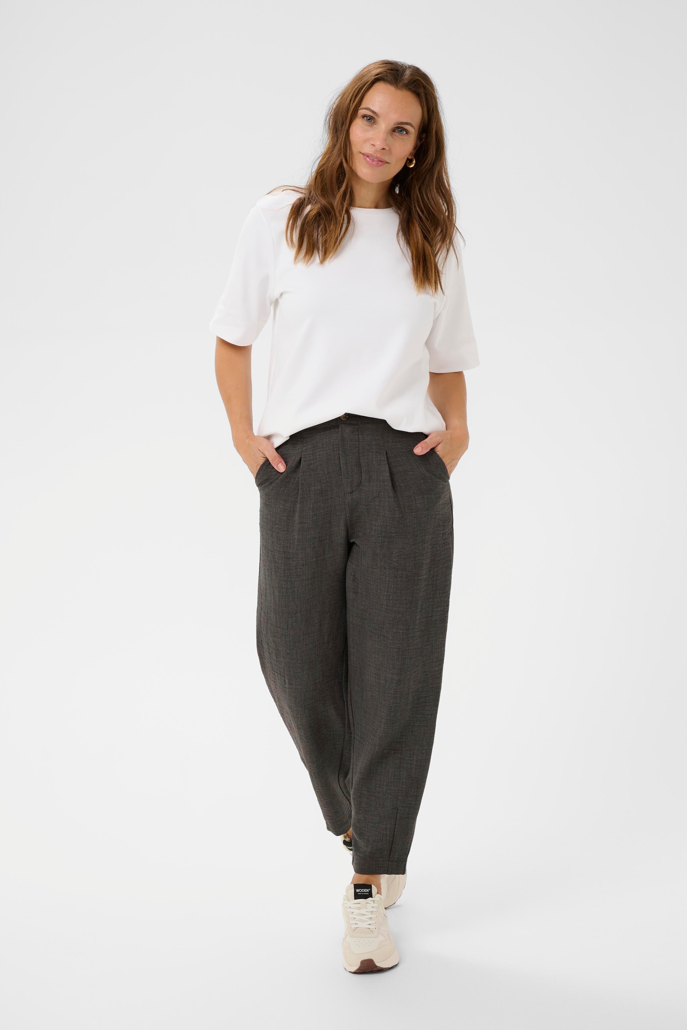 BPoda Hose LOOKBOOK FRONT 40200036-100125