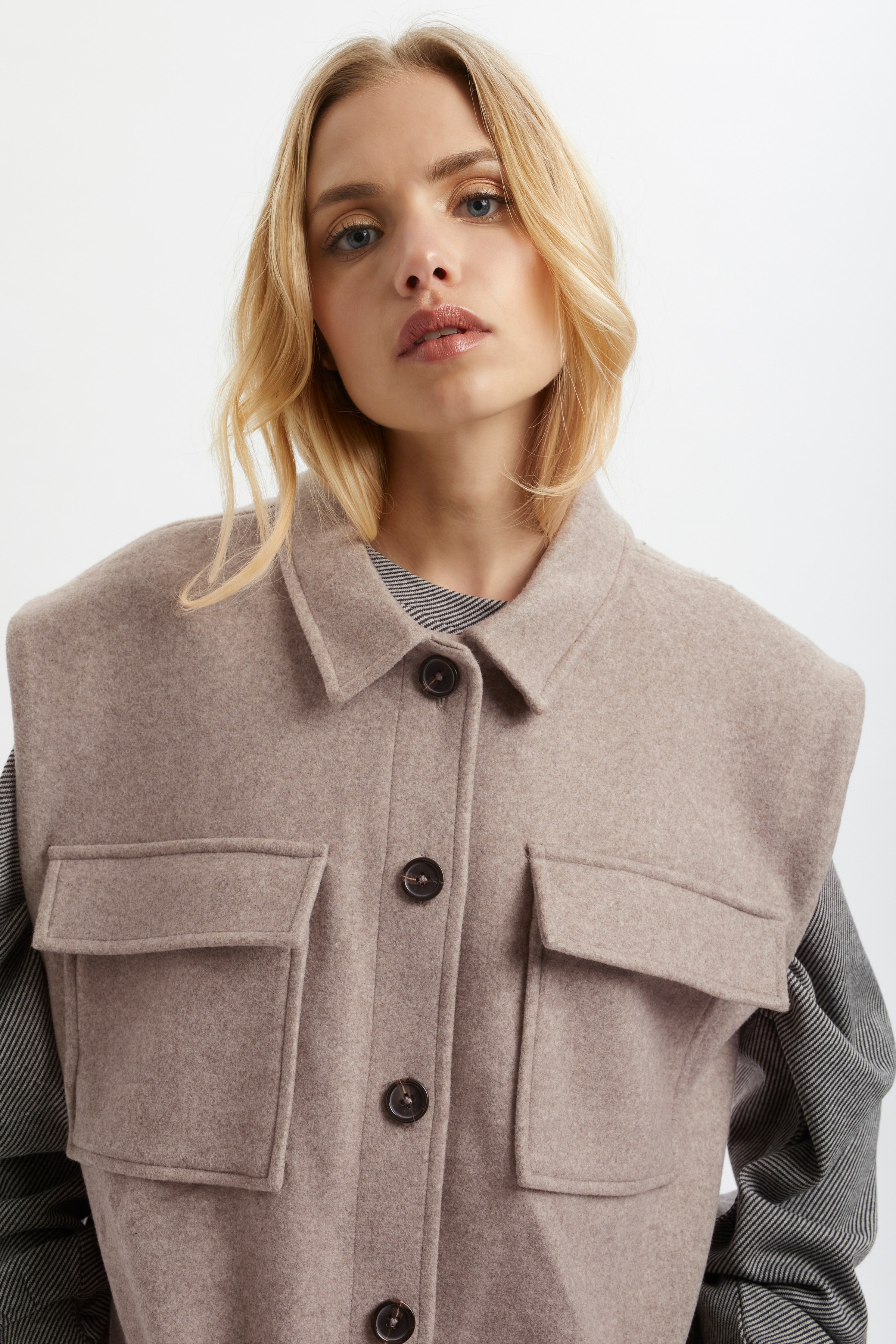 KAmelida Varm vest LOOKBOOK DETAIL 10506014-1708081
