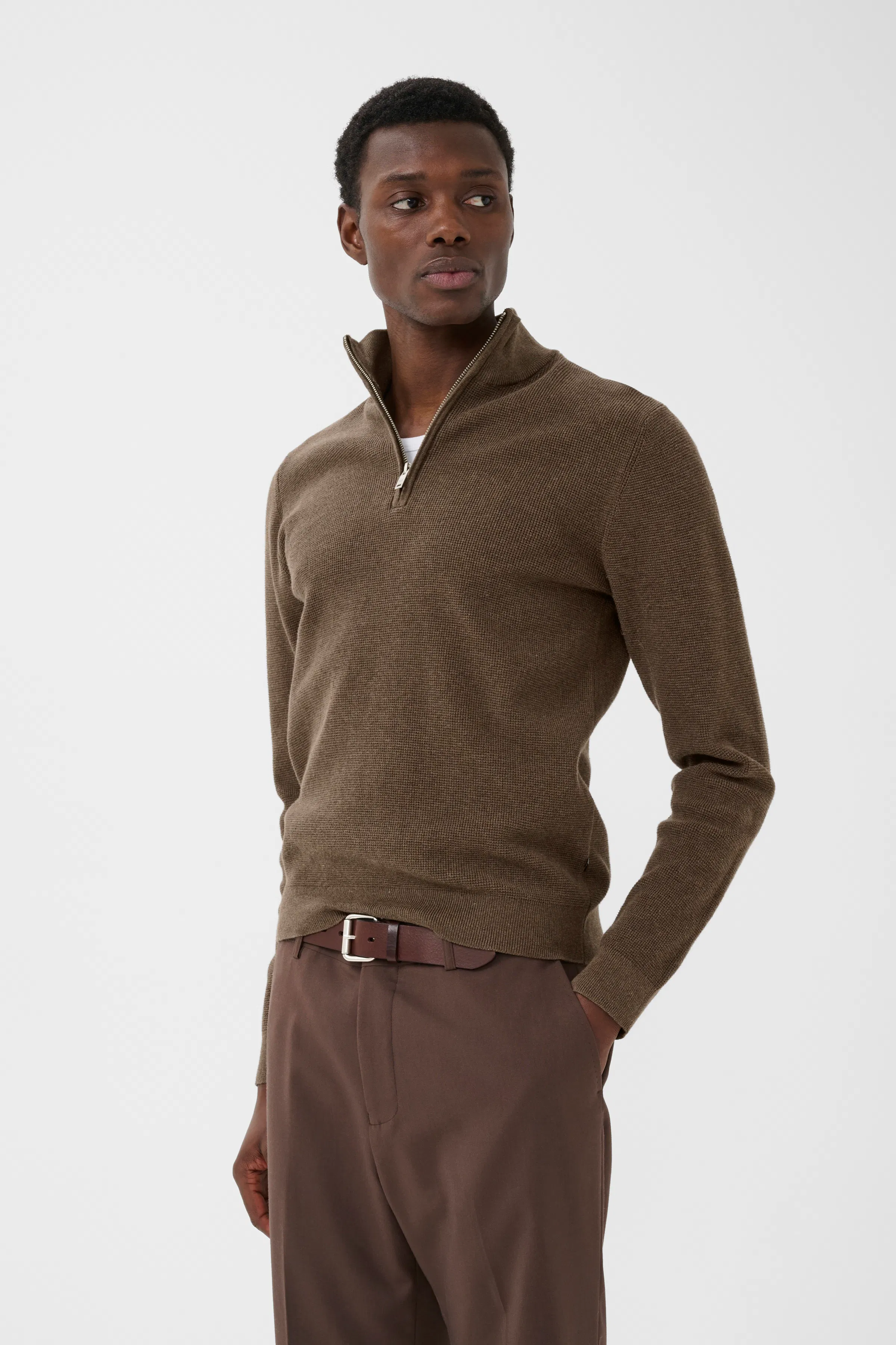 MAlagoon Half-Zip Pullover PACK FRONT 30207192-1908081