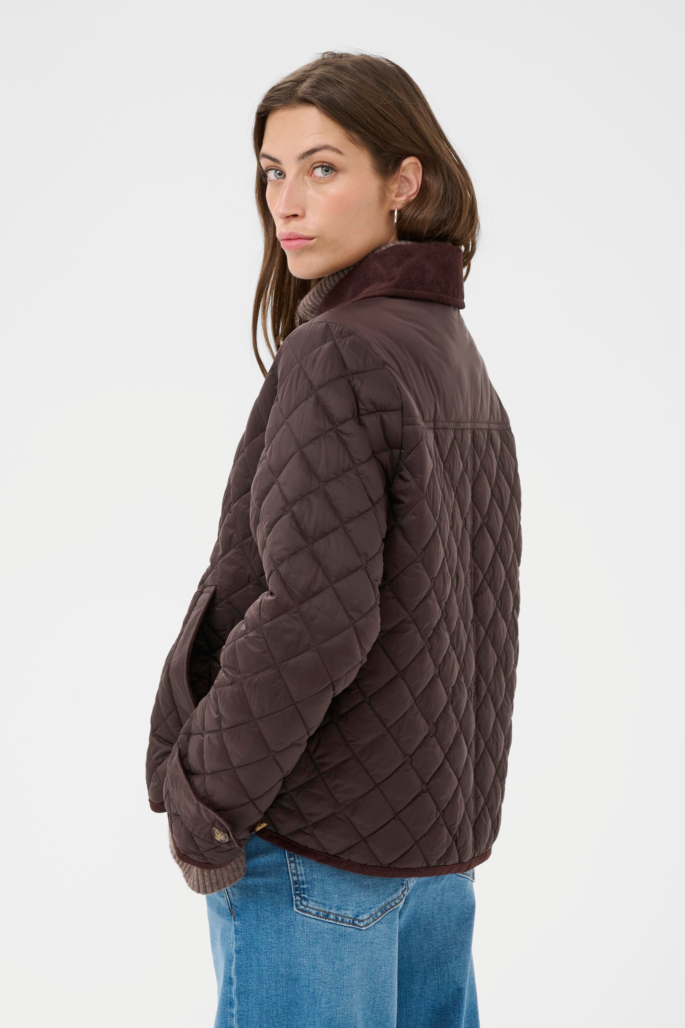SafiyaPW Outerwear LOOKBOOK BACK 30309732-191106