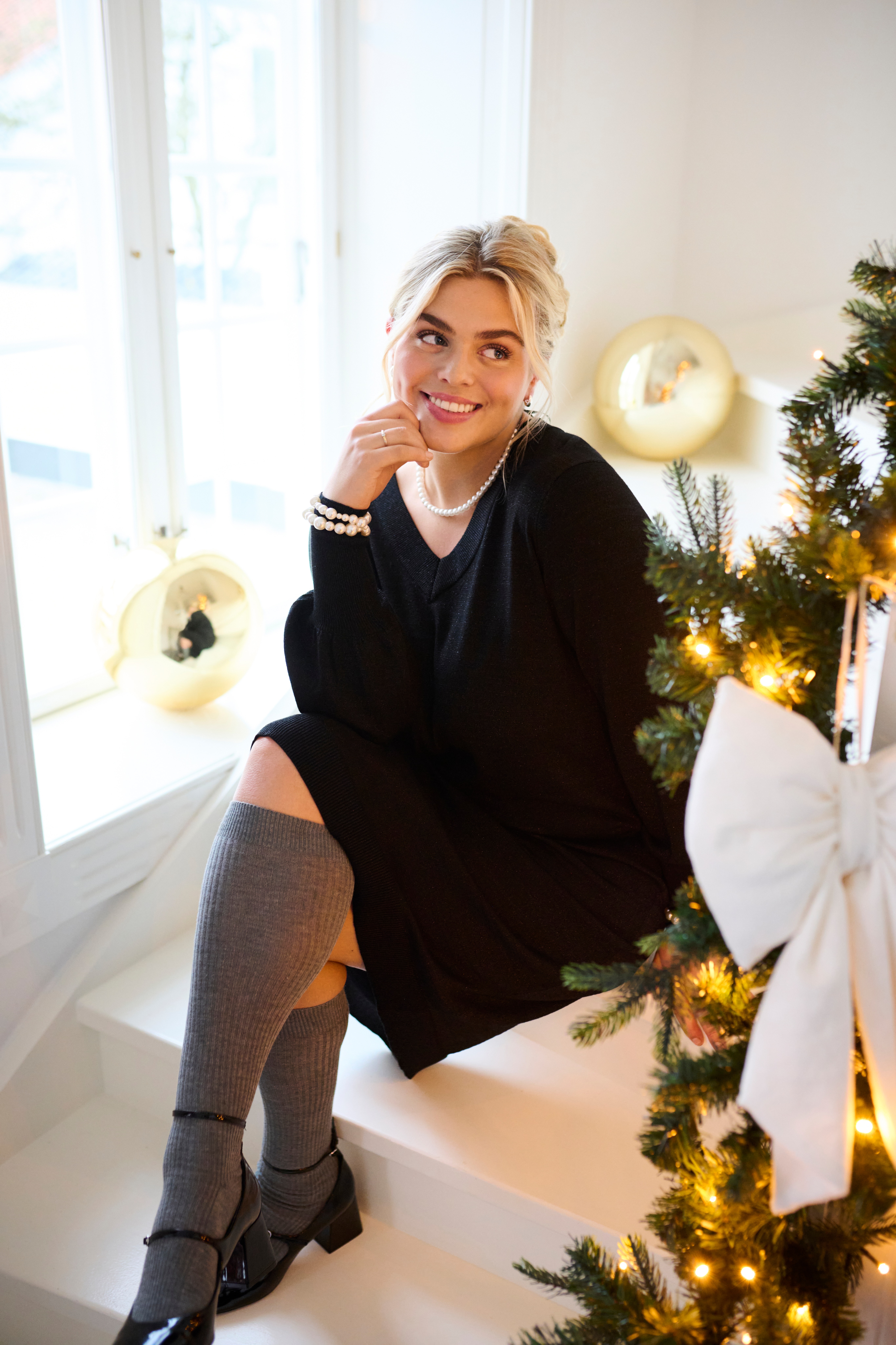 KCregitta Glitzer Kleid LOCATION NONE 10582771-106666