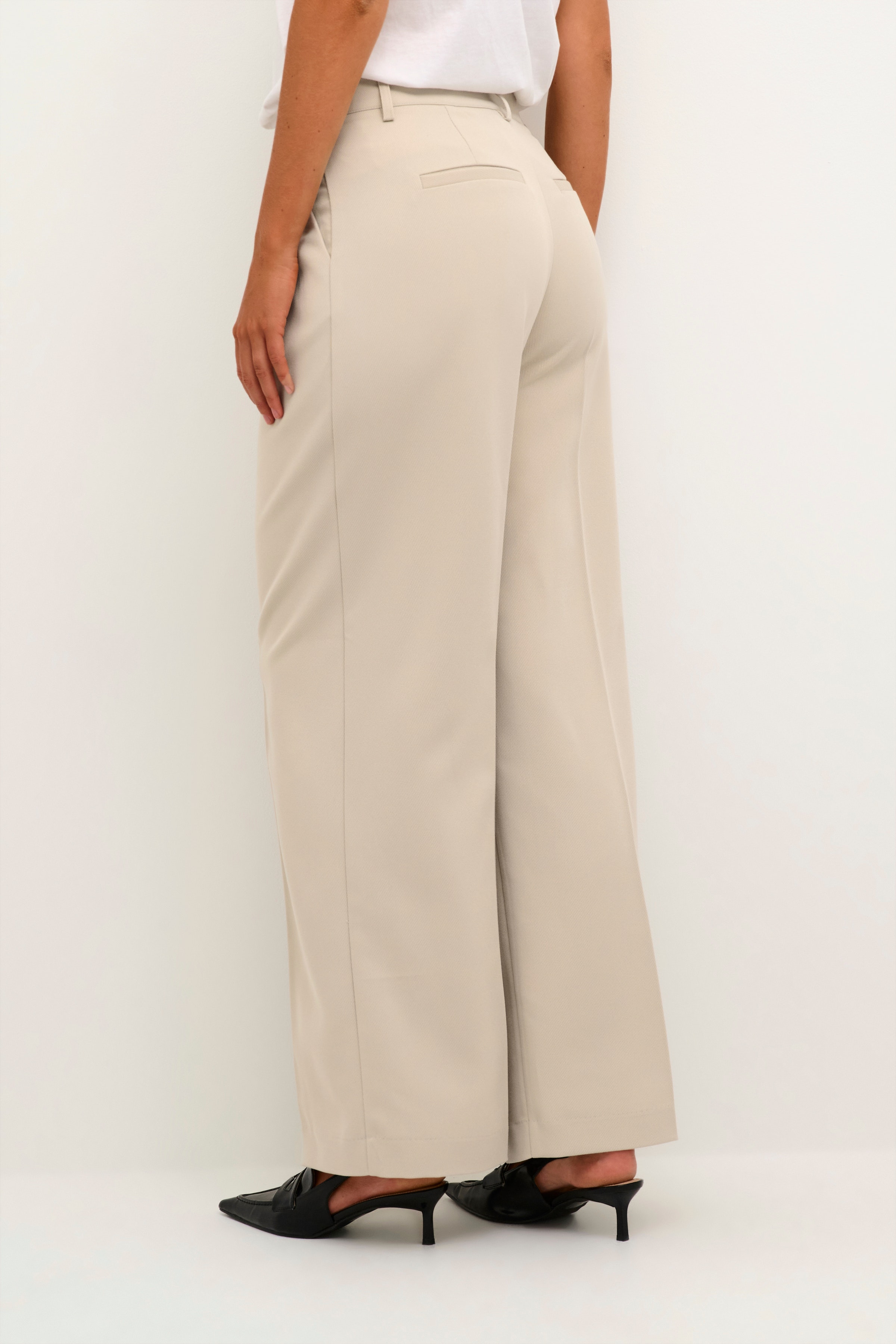 KAelona Trousers LOOKBOOK BACK 10508366-151305