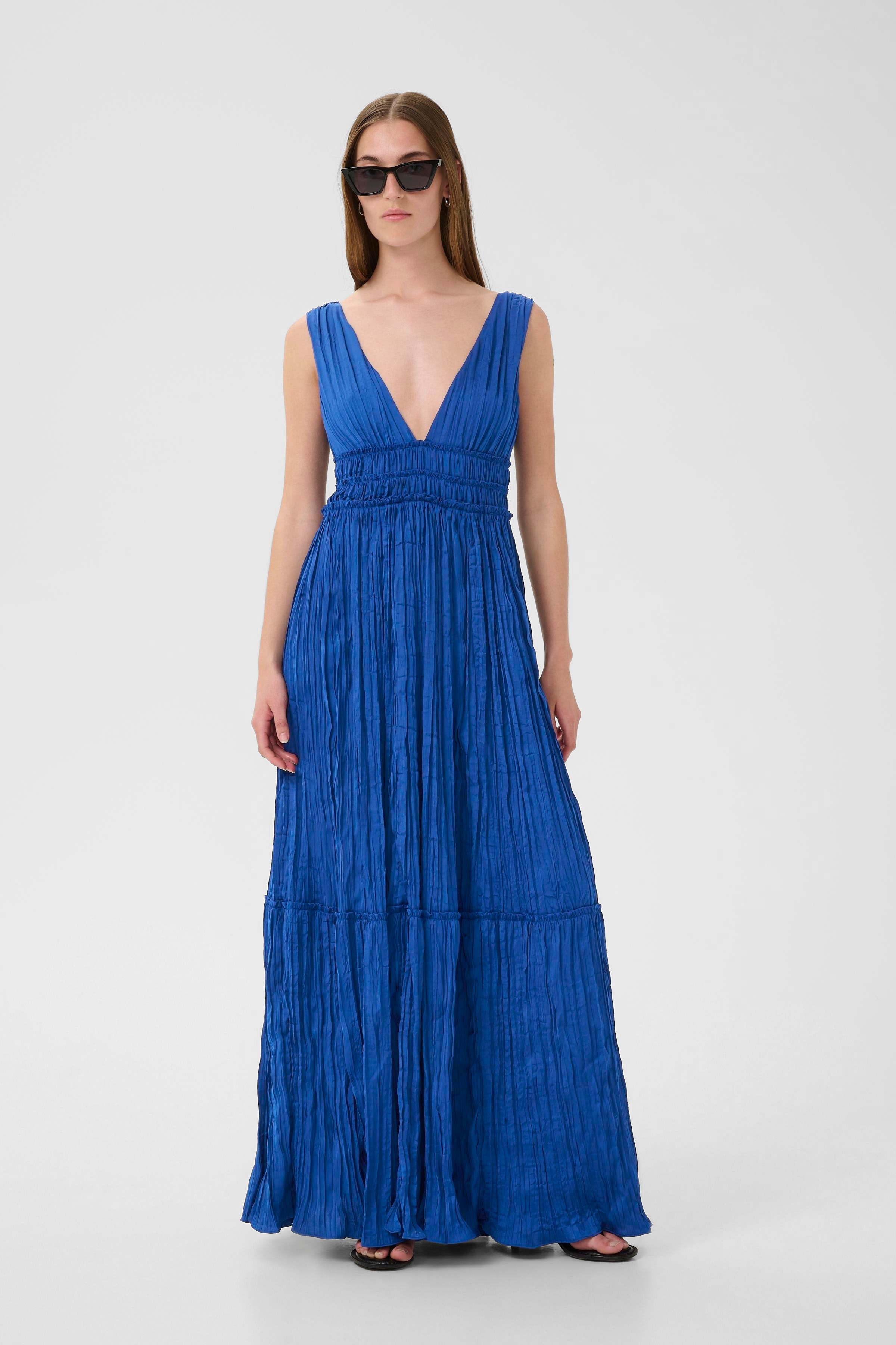 AlexaIW Long Dress LOOKBOOK FRONT 30110852-193953