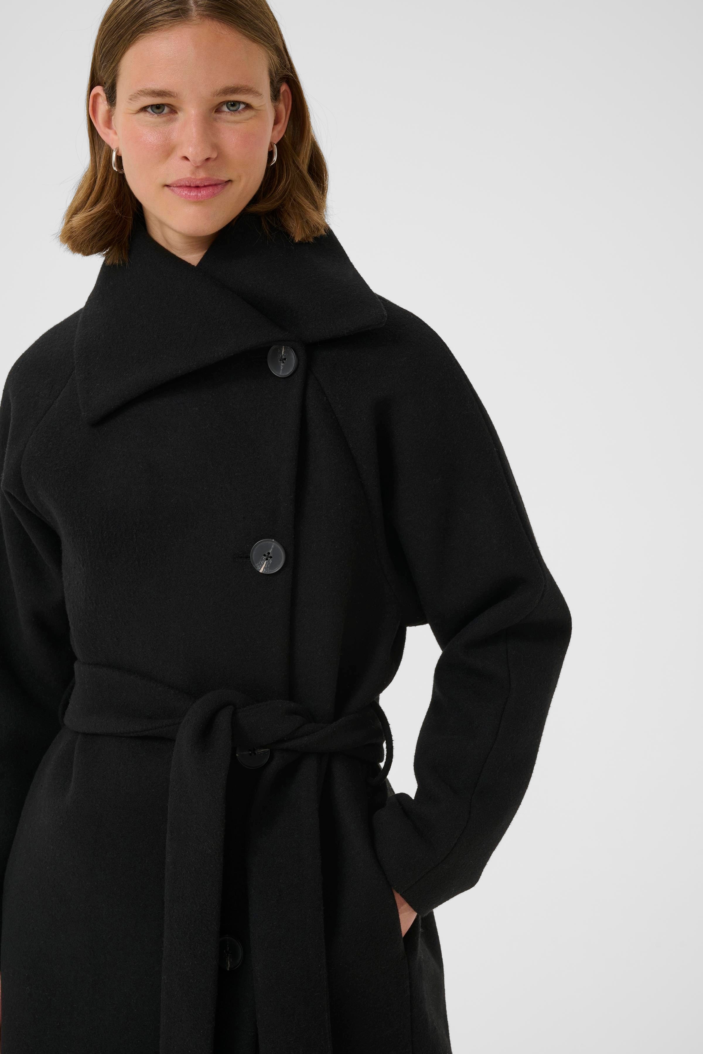YunahIW Coat LOOKBOOK DETAIL 30110611-194008