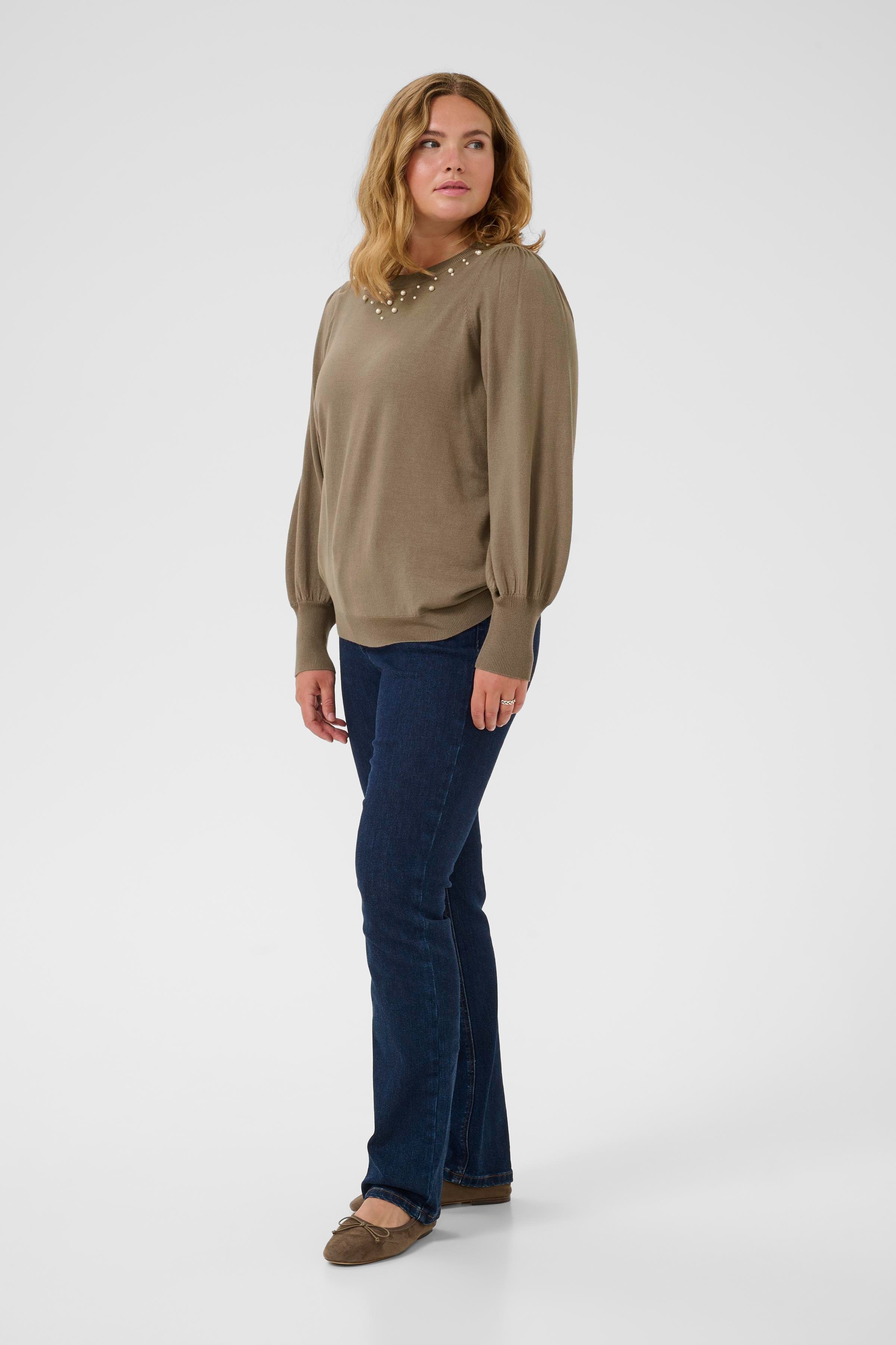 KCrahina Pullover LOOKBOOK FRONT 10583802-190808