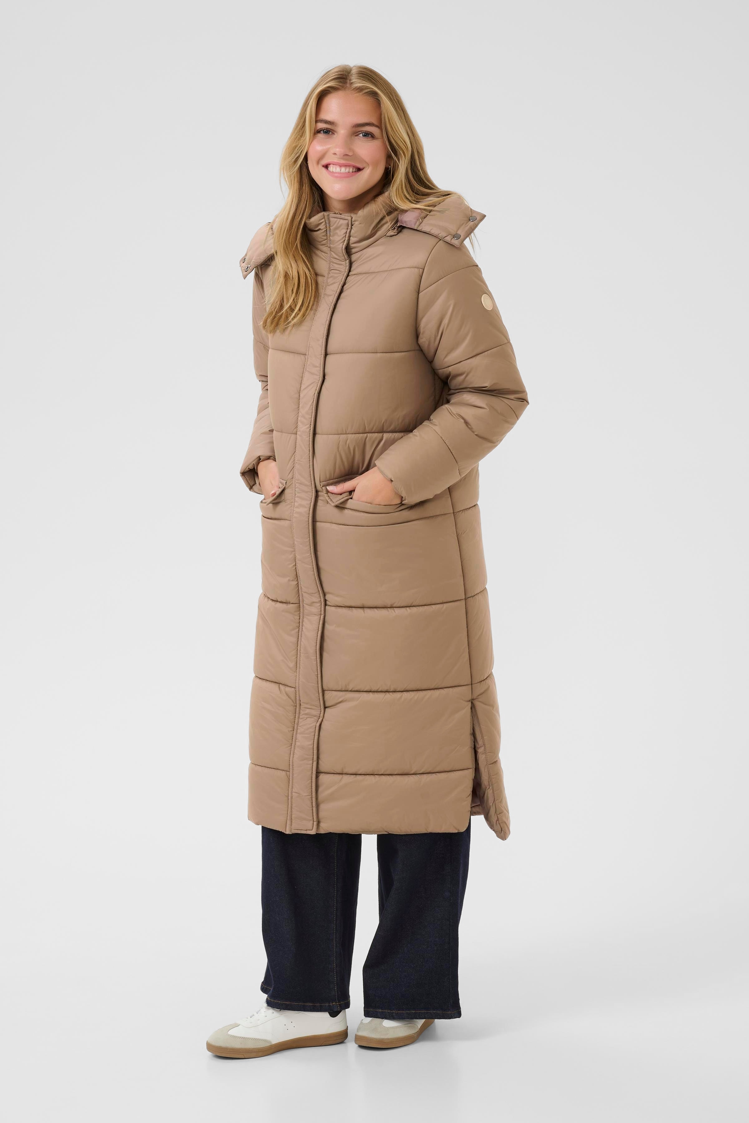 CRGaiagro Outerwear LOOKBOOK FRONT 10613921-170909