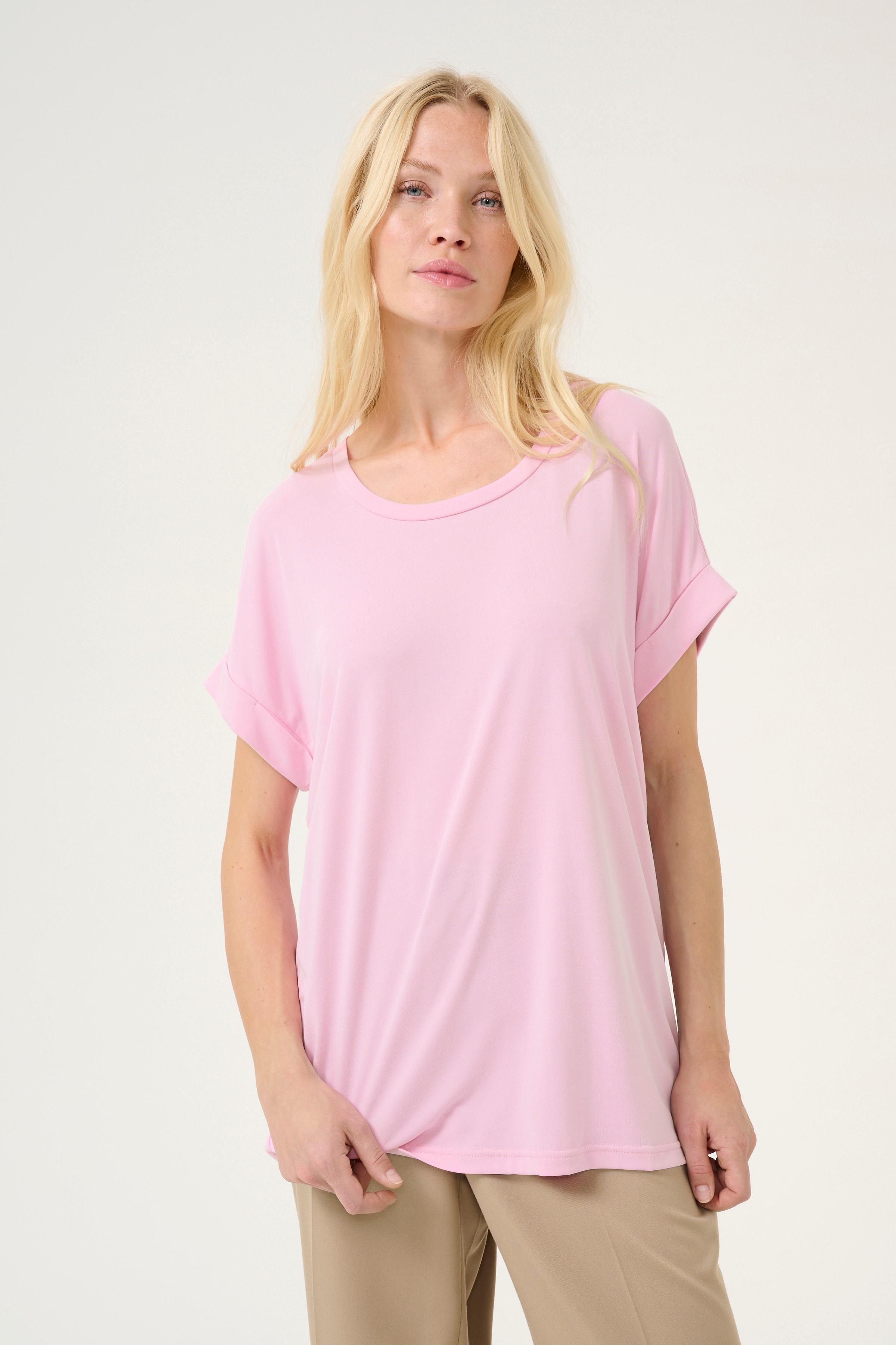 Kajsa T-shirt LOOKBOOK FRONT 50103468-142710