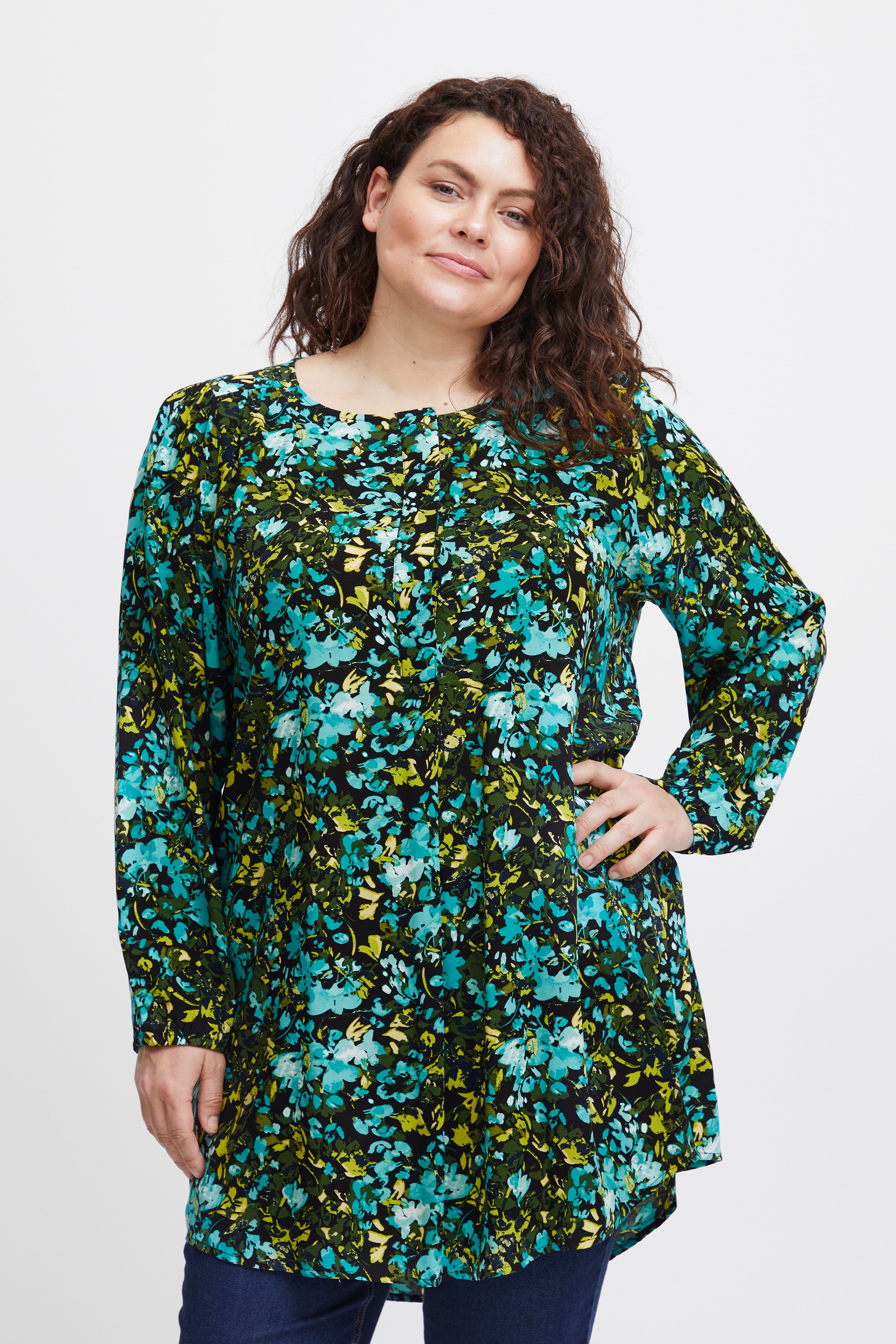 LANGÆRMET BLUSE LOOKBOOK FRONT 20612856-202497