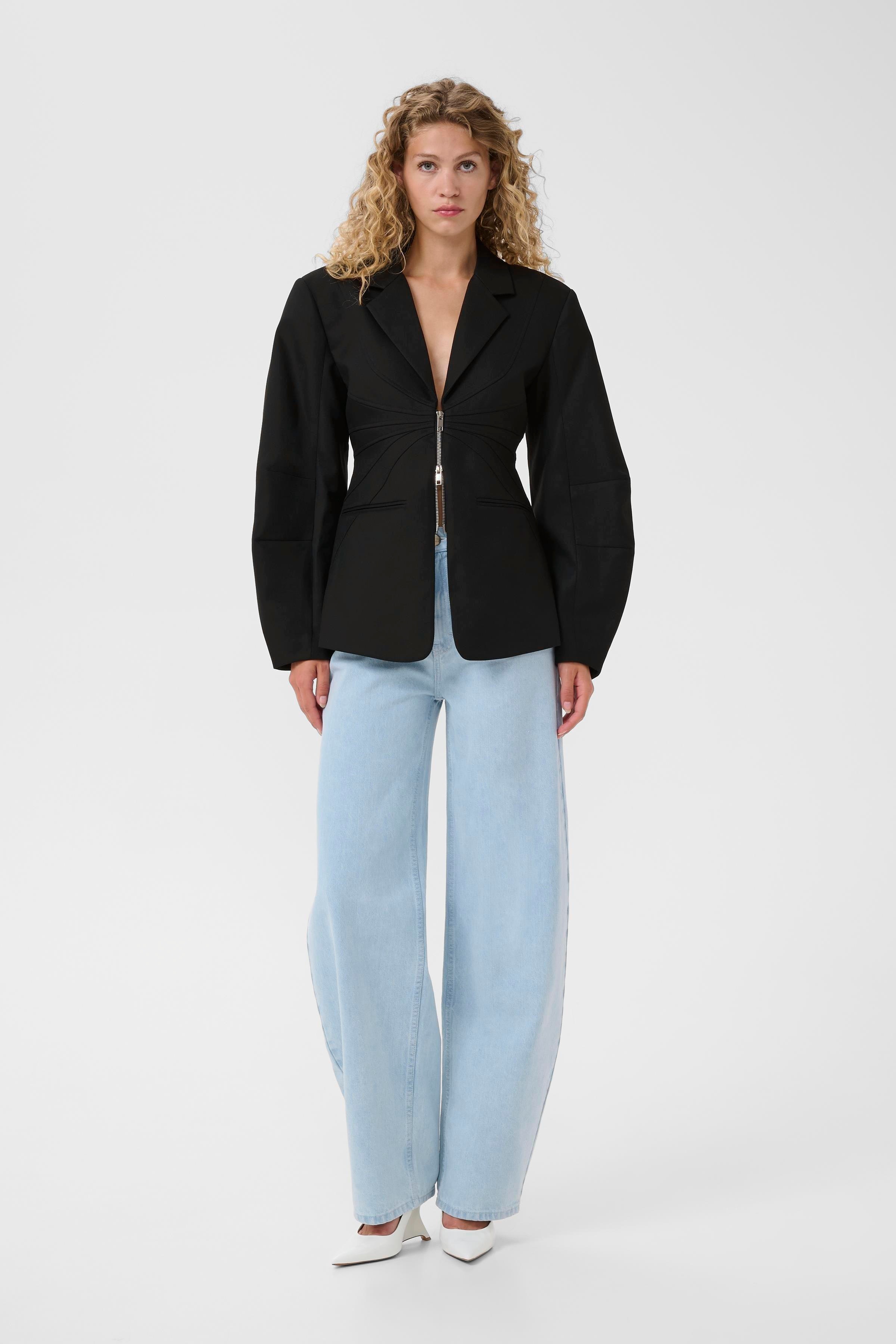 GZtitta Blazer LOOKBOOK FRONT 10911125-100017