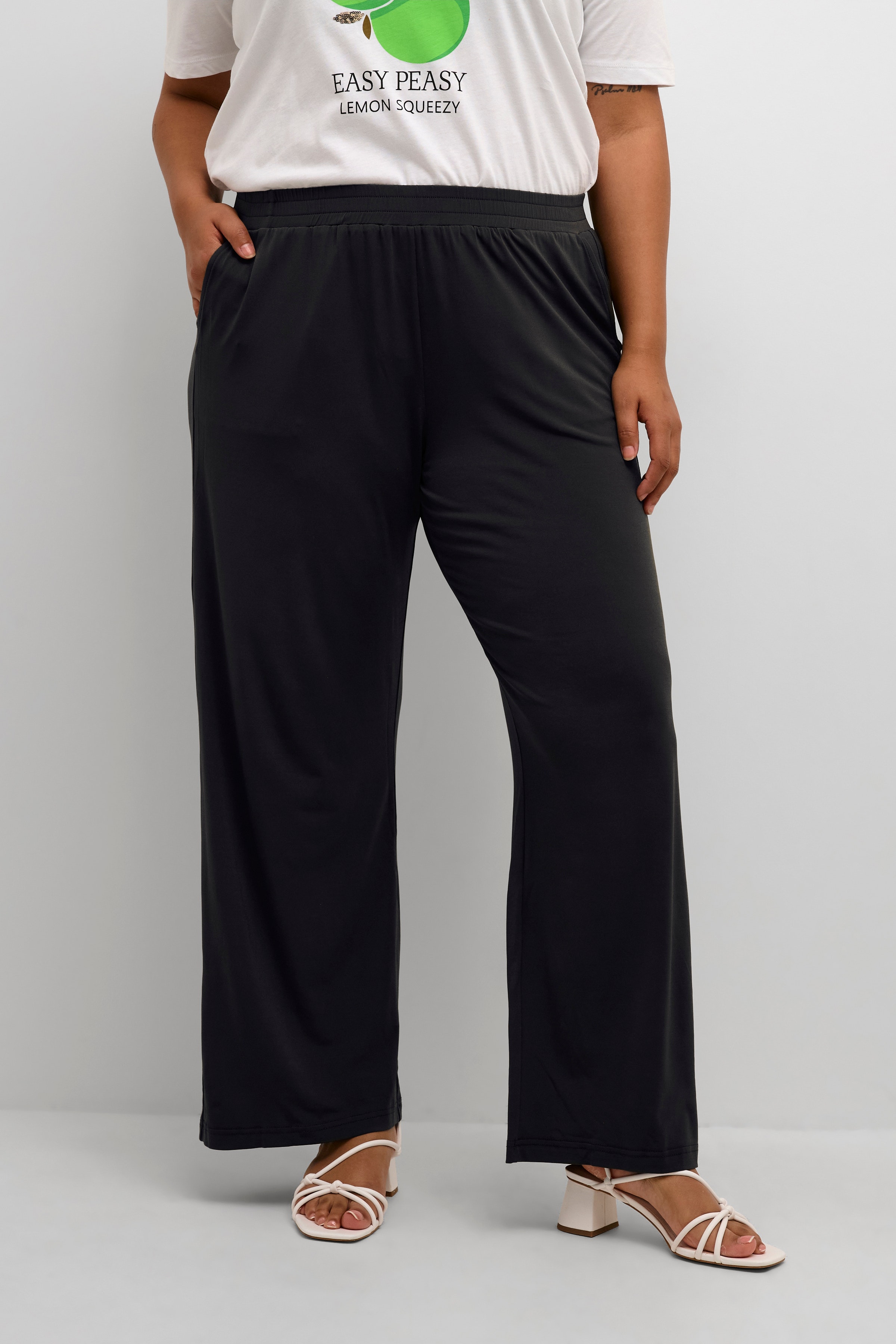 KCmalina Pantalon LOOKBOOK FRONT 10580764-100121