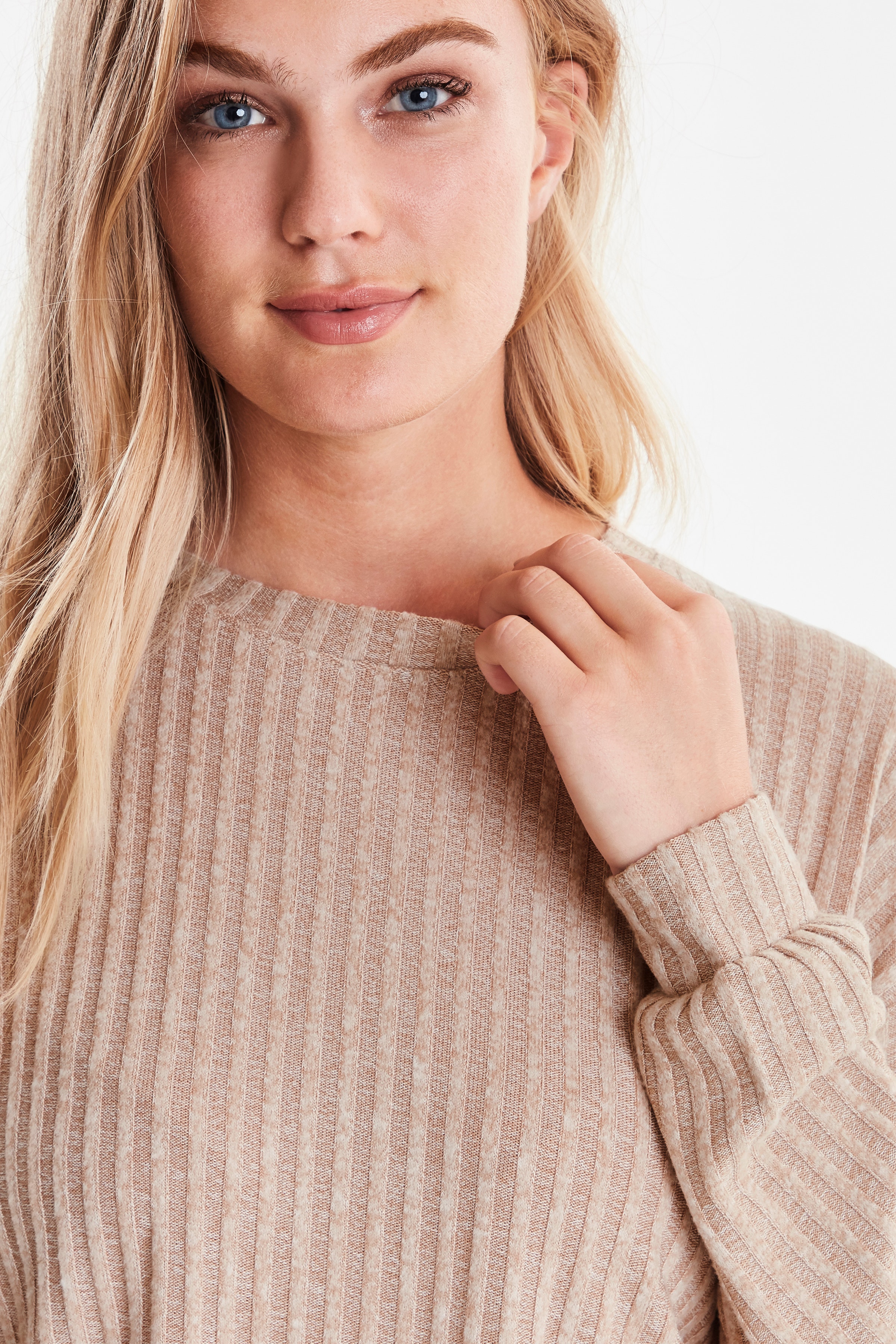 BYRoy pullover LOOKBOOK DETAIL 20807568-80145