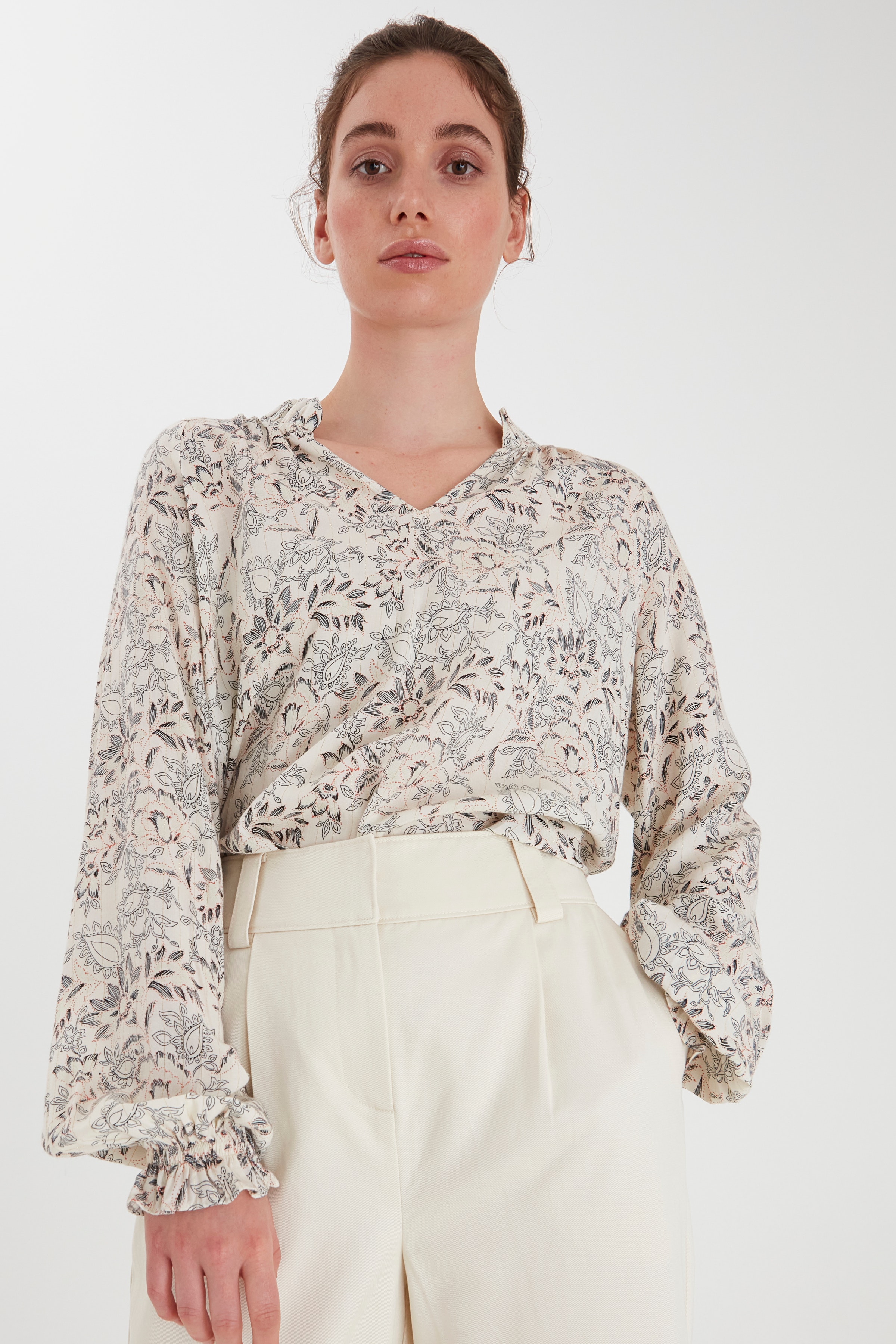 BYBCFIONA Bluse LOOKBOOK FRONT 20809775-200779