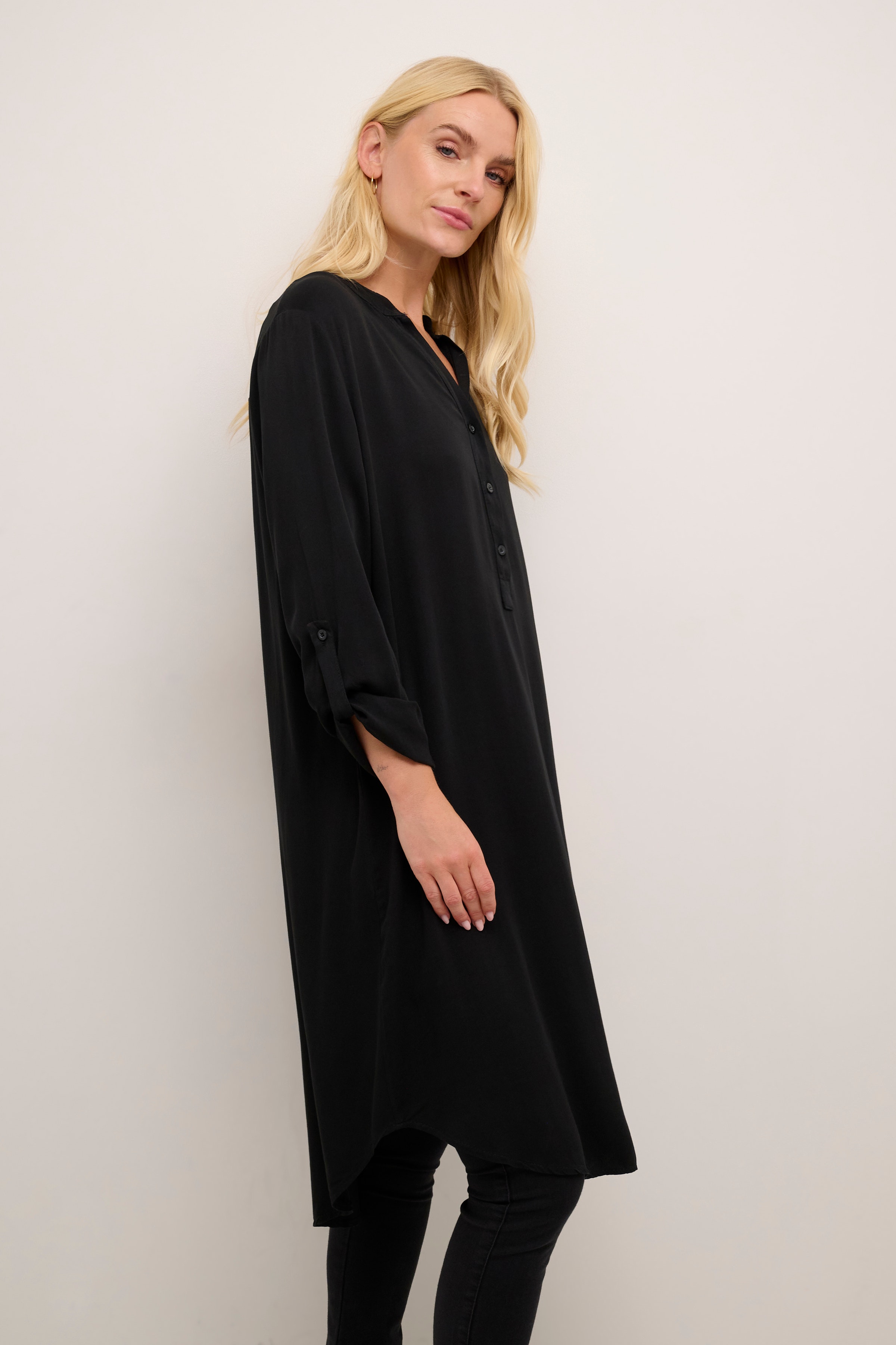 BParia Kjole LOOKBOOK FRONT 40103476-400010