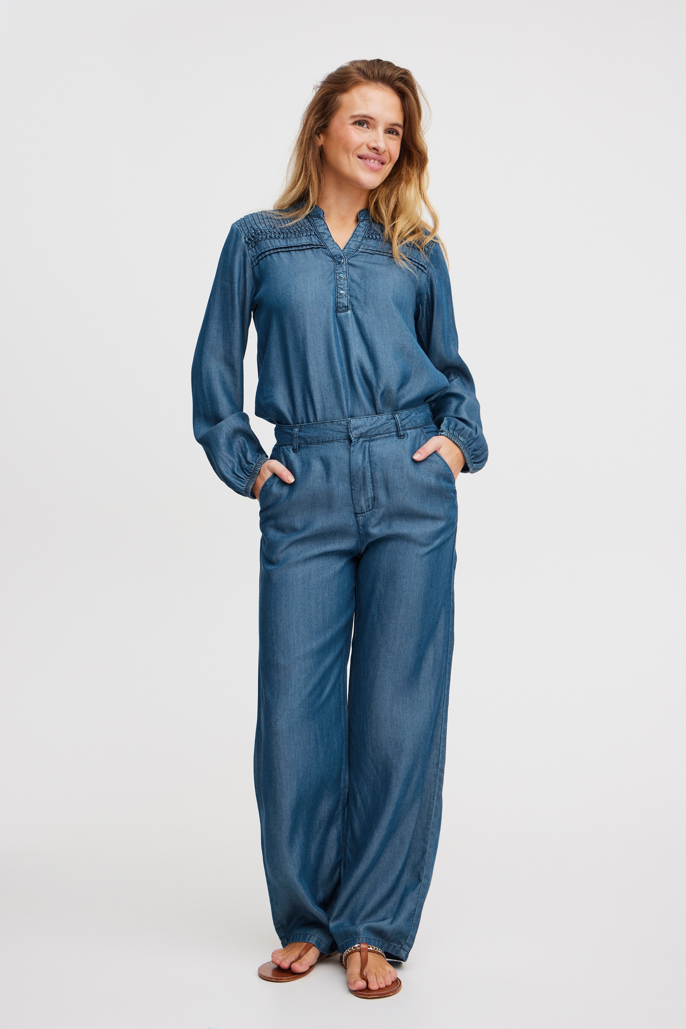 PZGAJA High Waist Wide Leg Bukser LOOKBOOK FRONT 50207931-200005