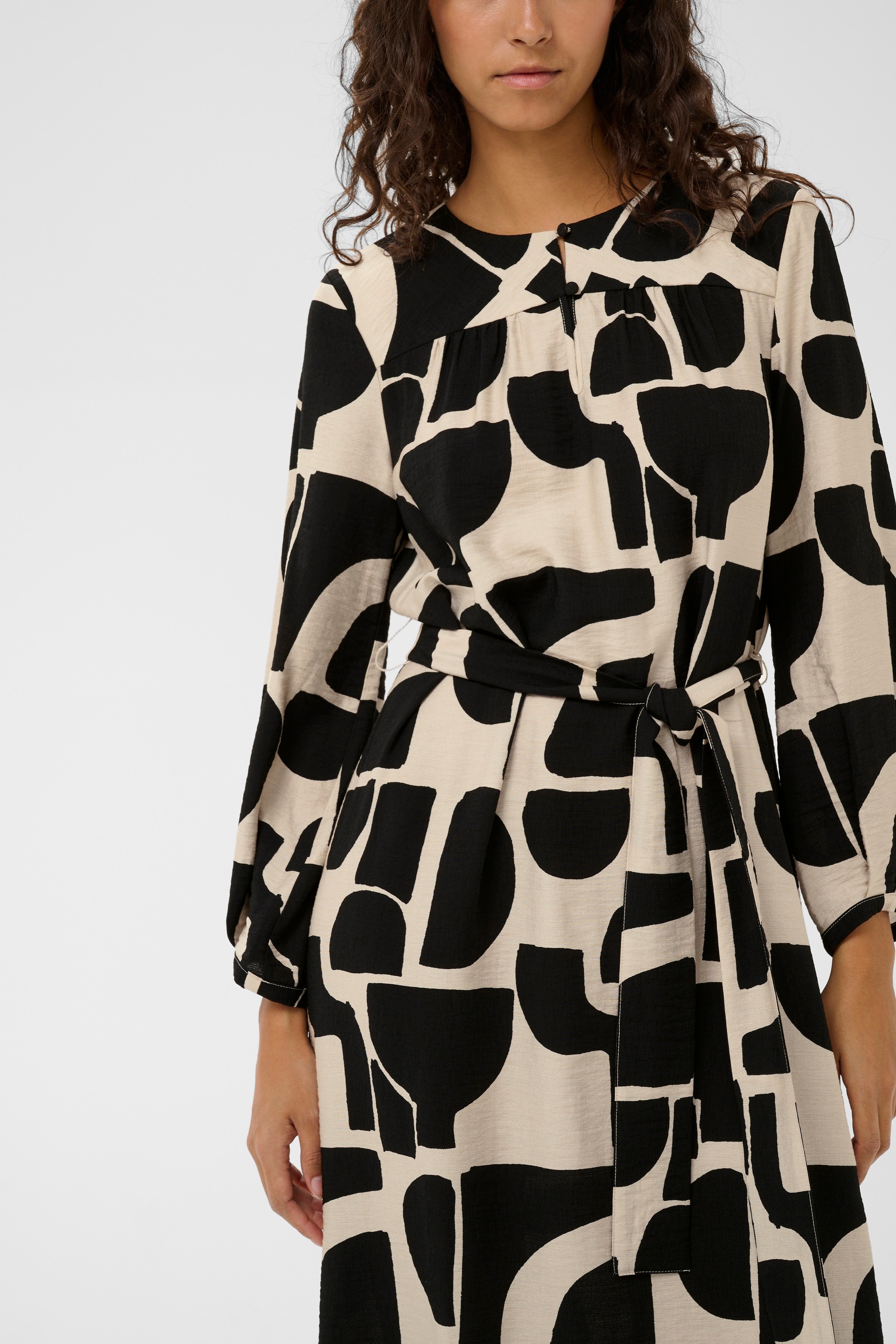 LYNNIW Dress LOOKBOOK DETAIL 30112580-900008093