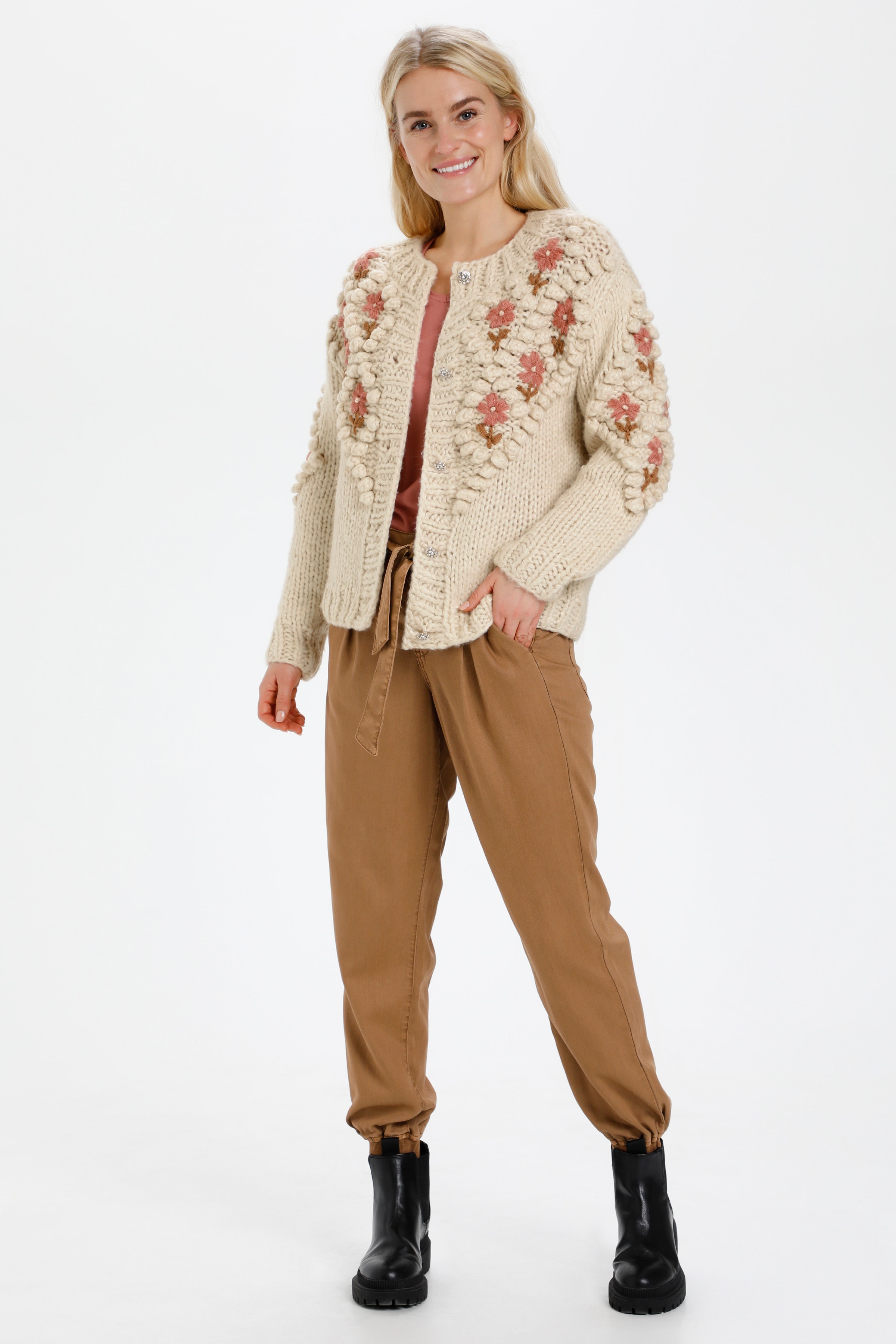 CRPenny Strickjacke LOOKBOOK FRONT 10608553-120601