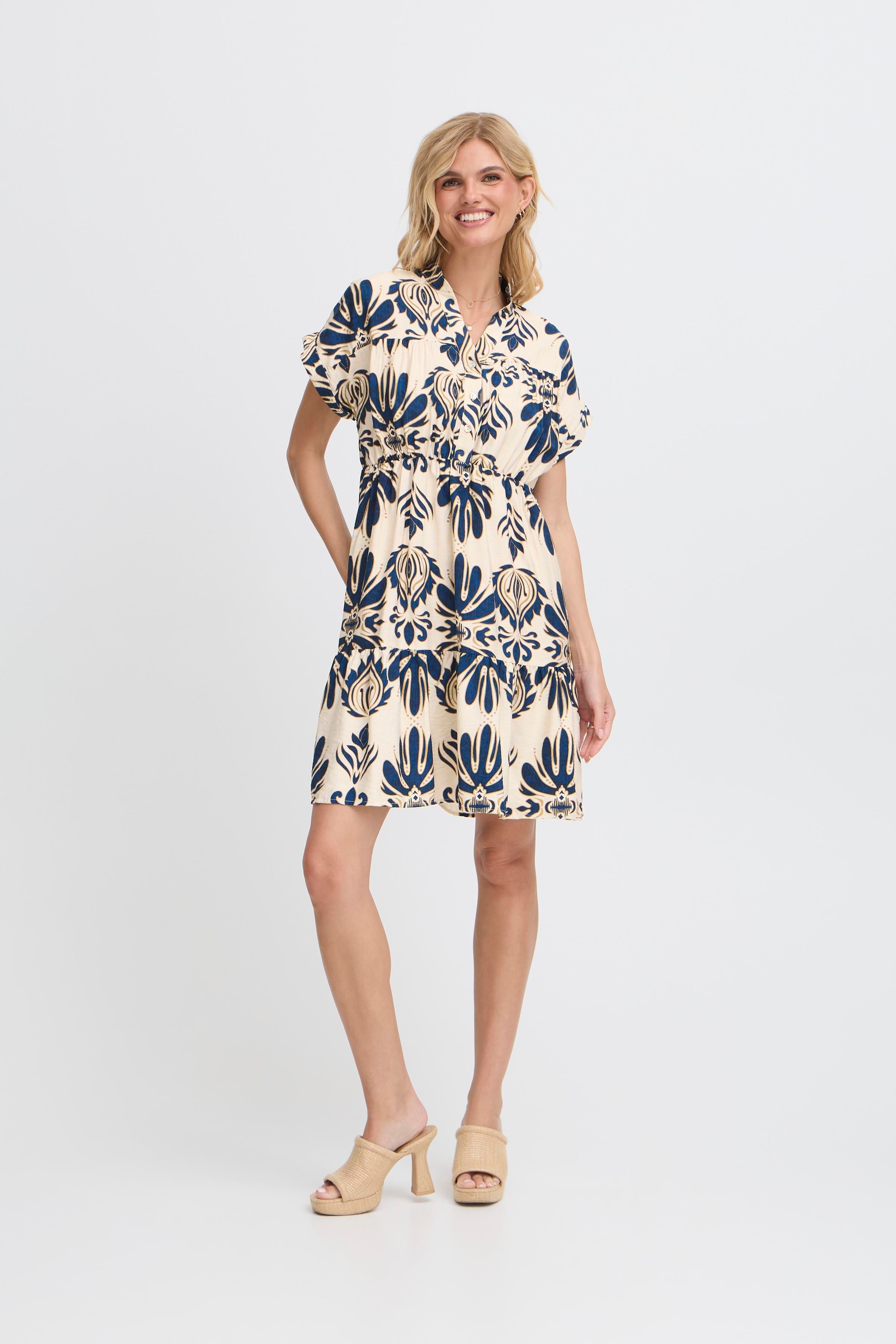 SBMARITHA Kjole LOOKBOOK FRONT 22100978-193923