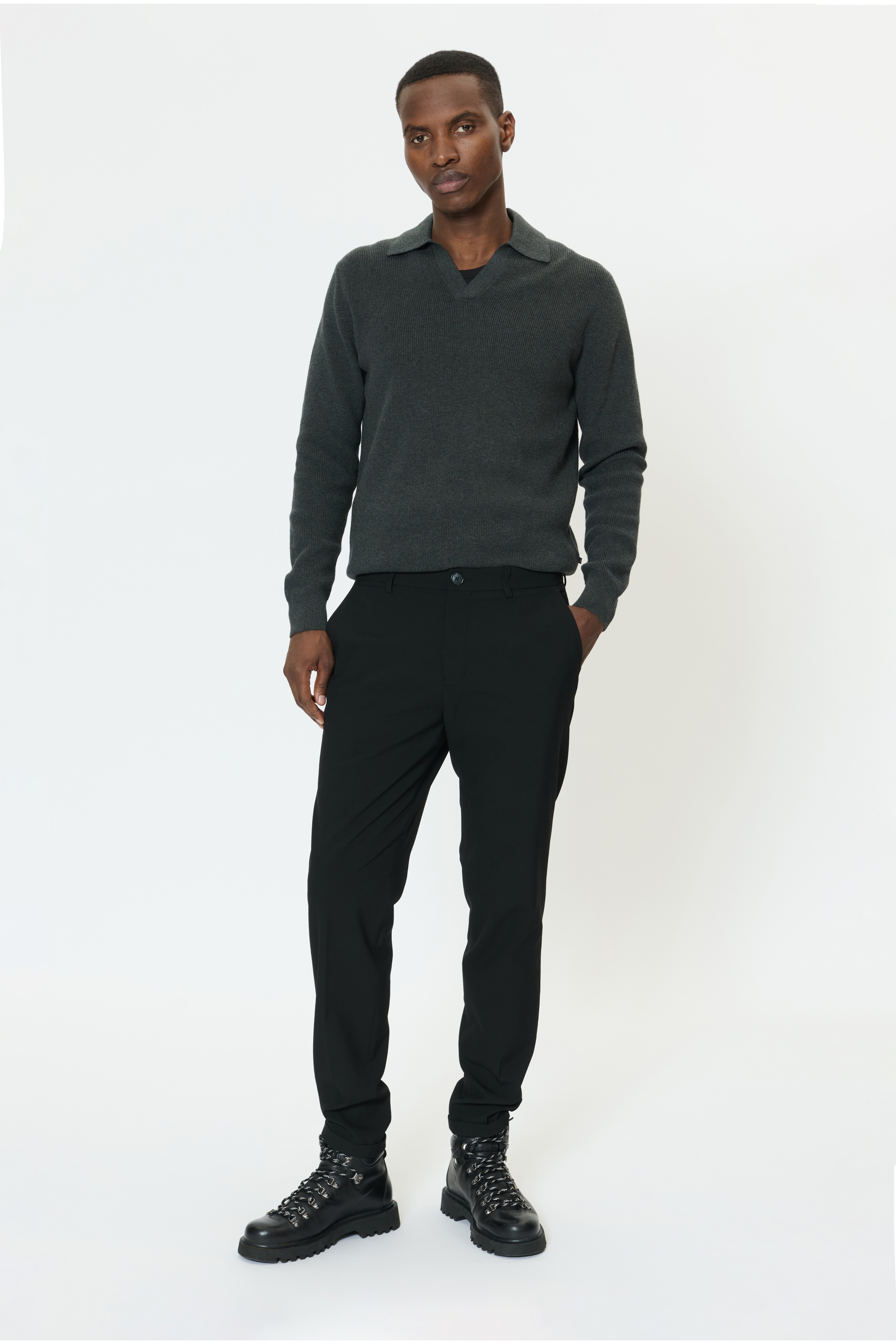 MAliam Bukser LOOKBOOK FRONT 30205157-300275