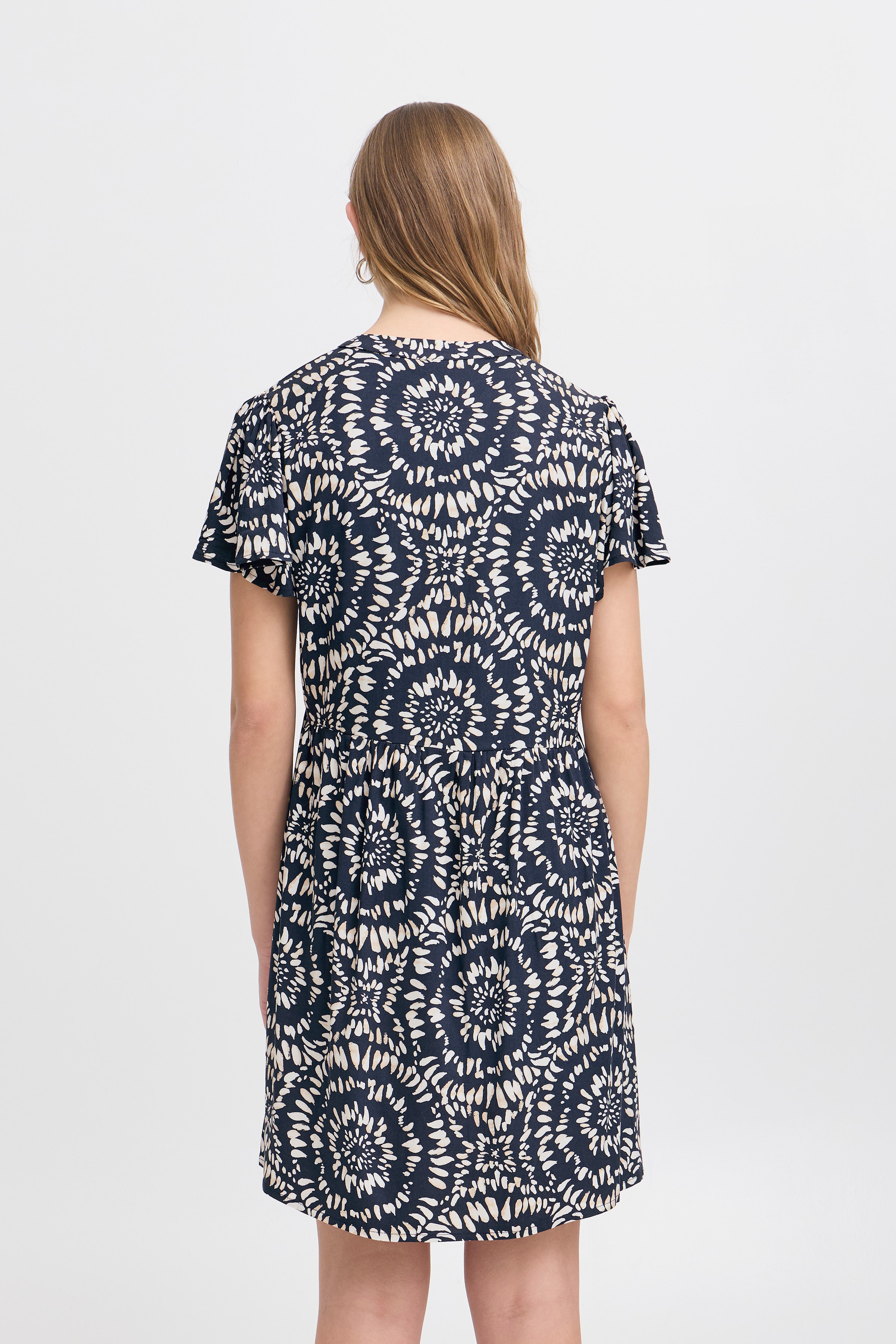 IHAYA Kjole LOOKBOOK FRONT 20123317-204613