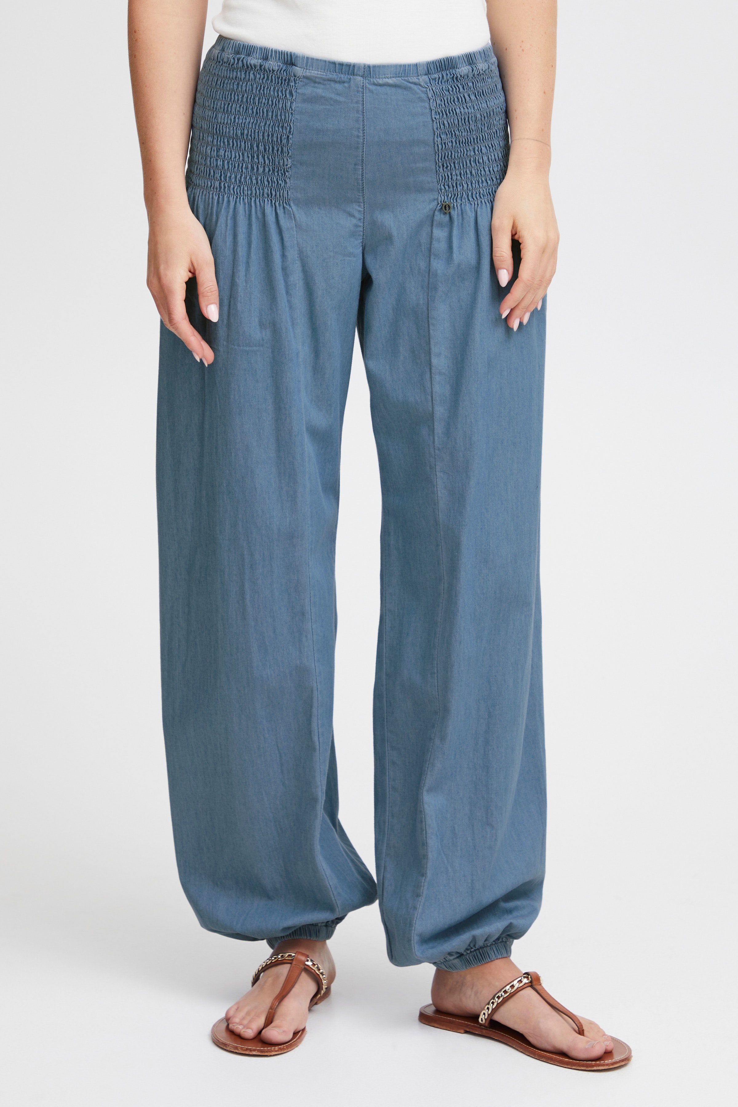 PZJILL Wide Byxor LOOKBOOK FRONT 50200327-200008