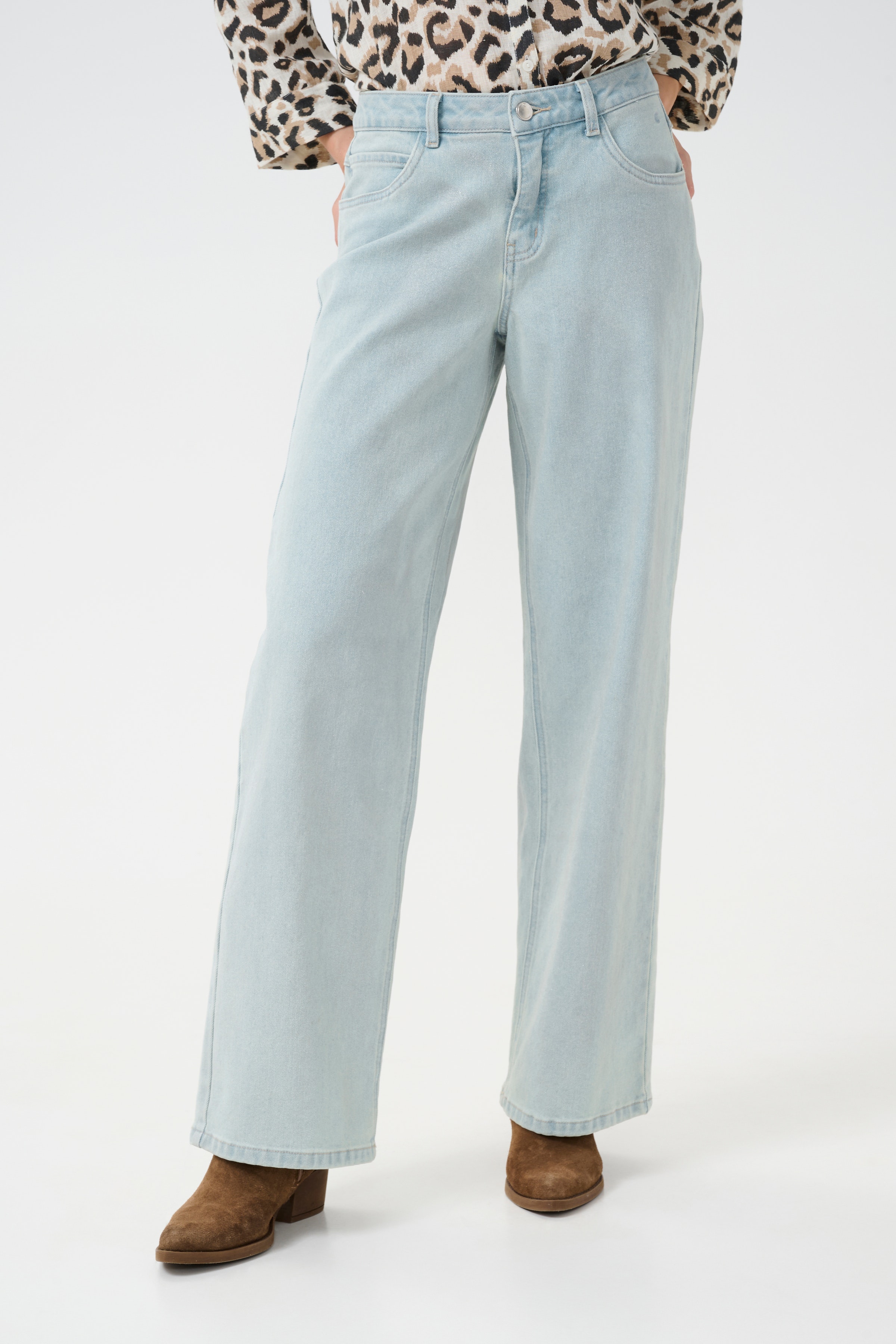 CRJoanna Jeans LOOKBOOK FRONT 10613436-107196