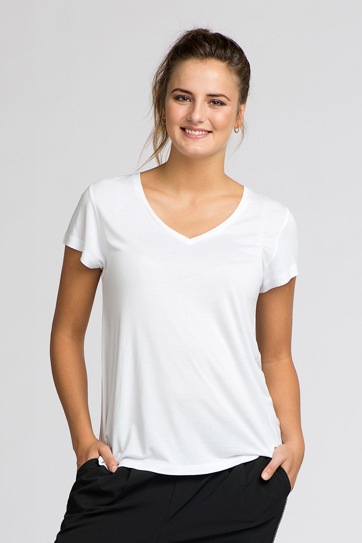 Anna T-shirt LOOKBOOK FRONT 55213-50001
