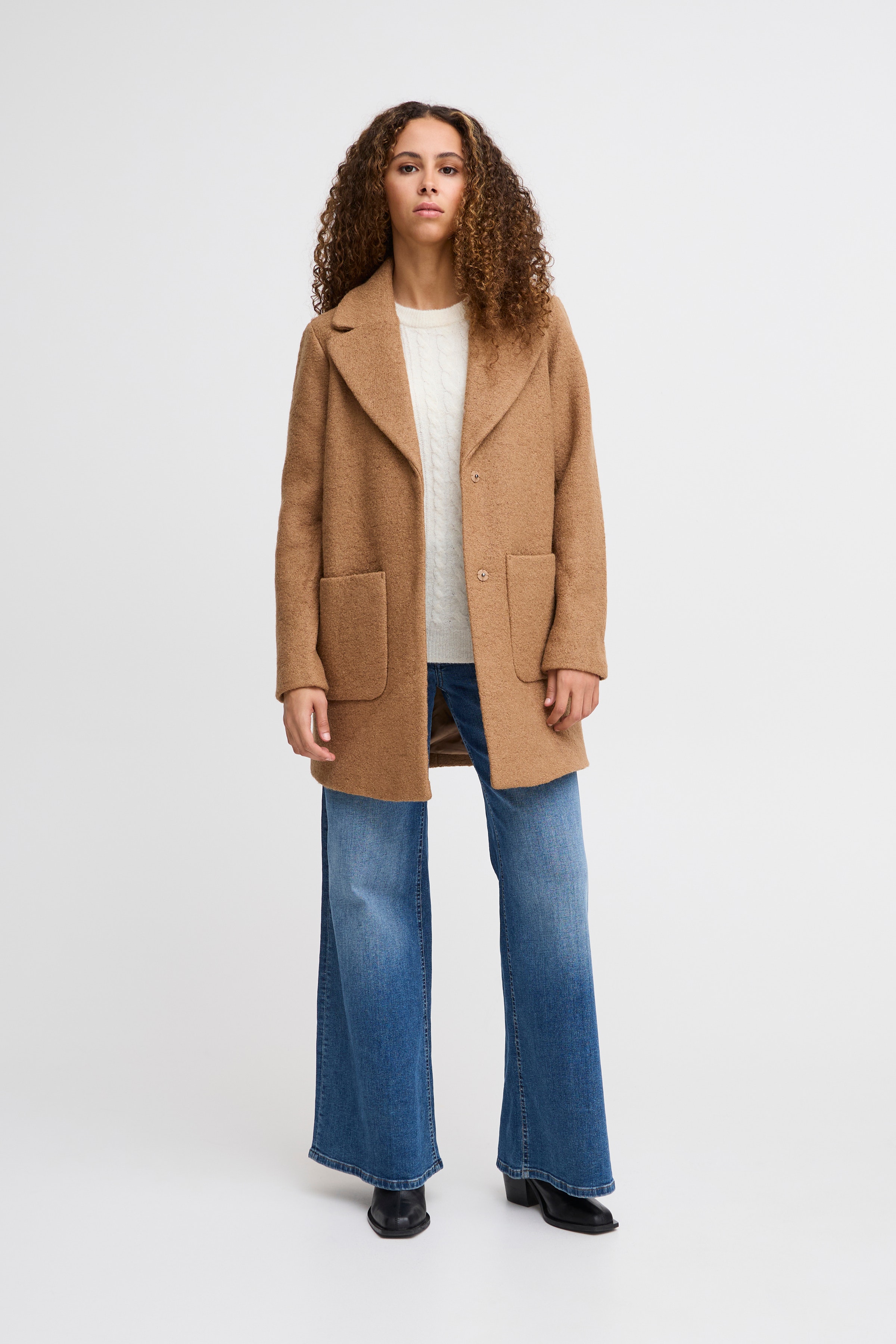 IHSTIPA Jas LOOKBOOK FRONT 20106675-171038