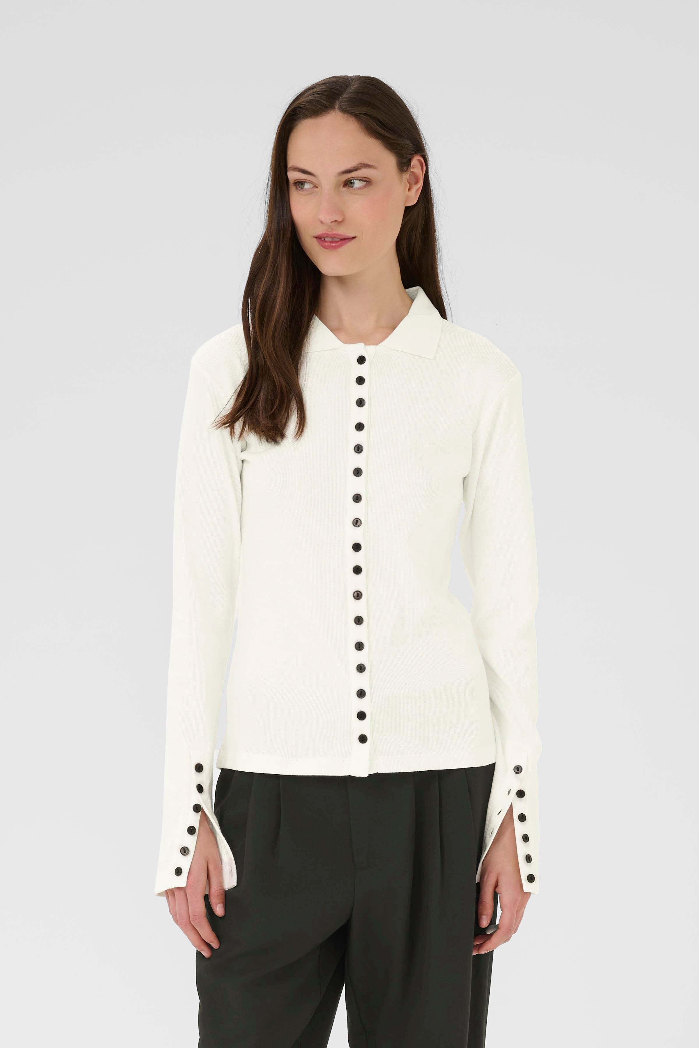 KBDafne T-shirt LOOKBOOK FRONT 10105801-110103