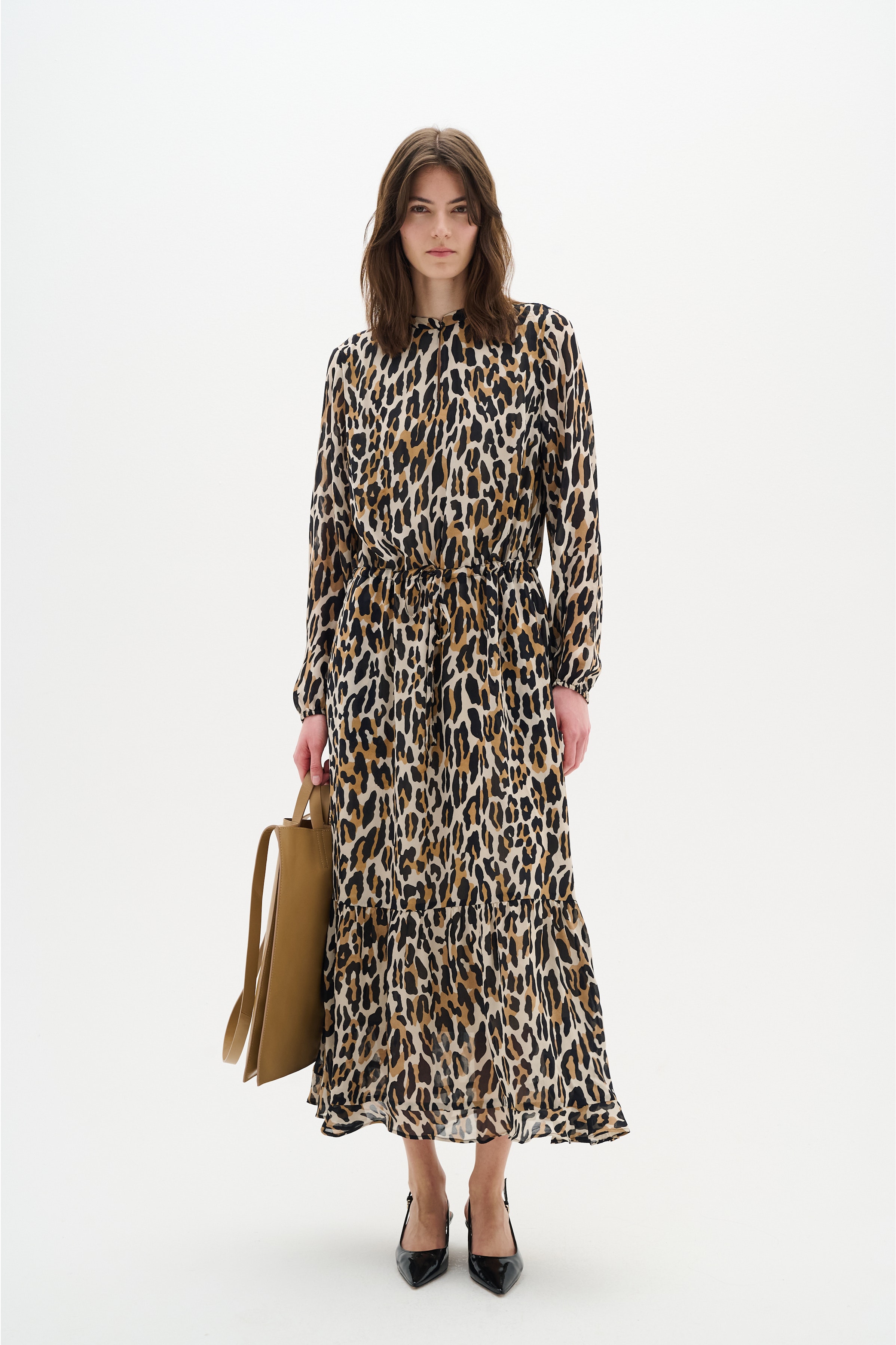 ClarieIW leopard Kjole LOOKBOOK FRONT 30110113-303436