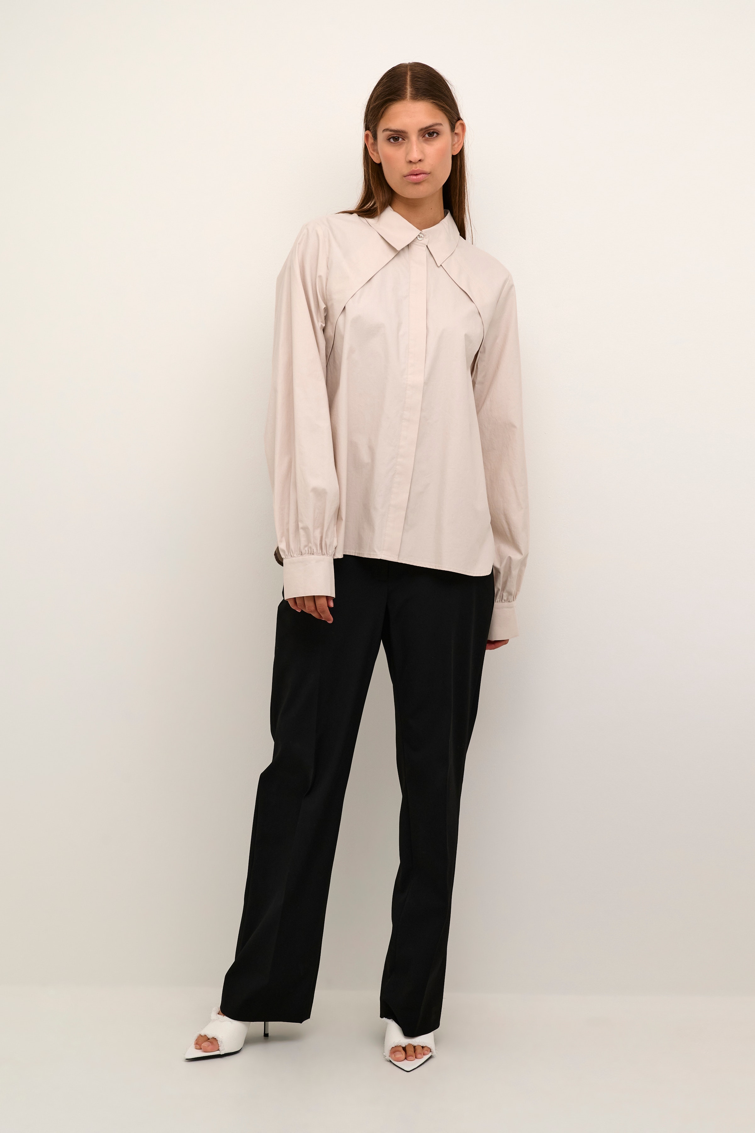 MadelaineKB Shirt LOOKBOOK FRONT 10104773-141106