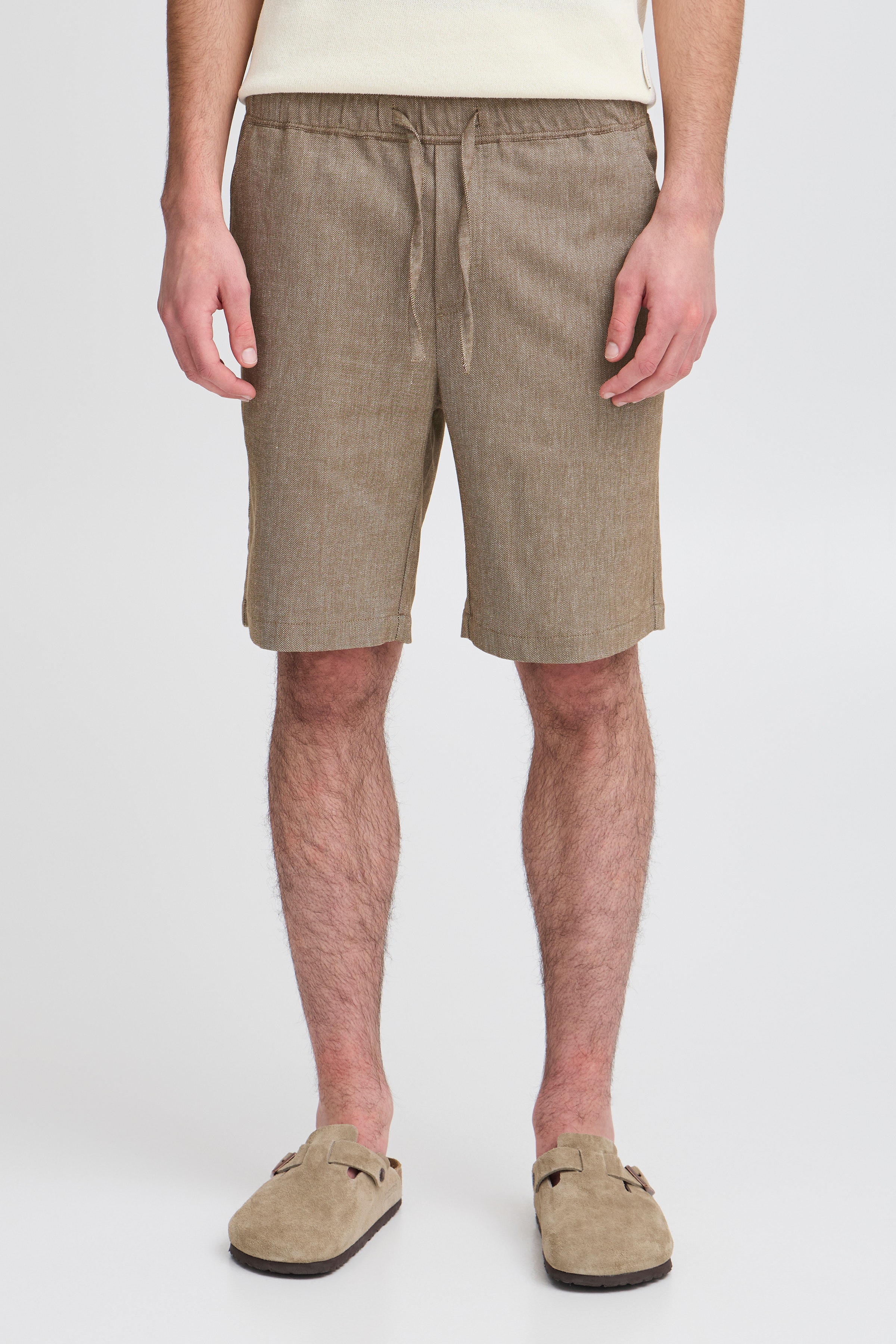 CFPHELIX Shorts LOOKBOOK FRONT 20504637-1809201