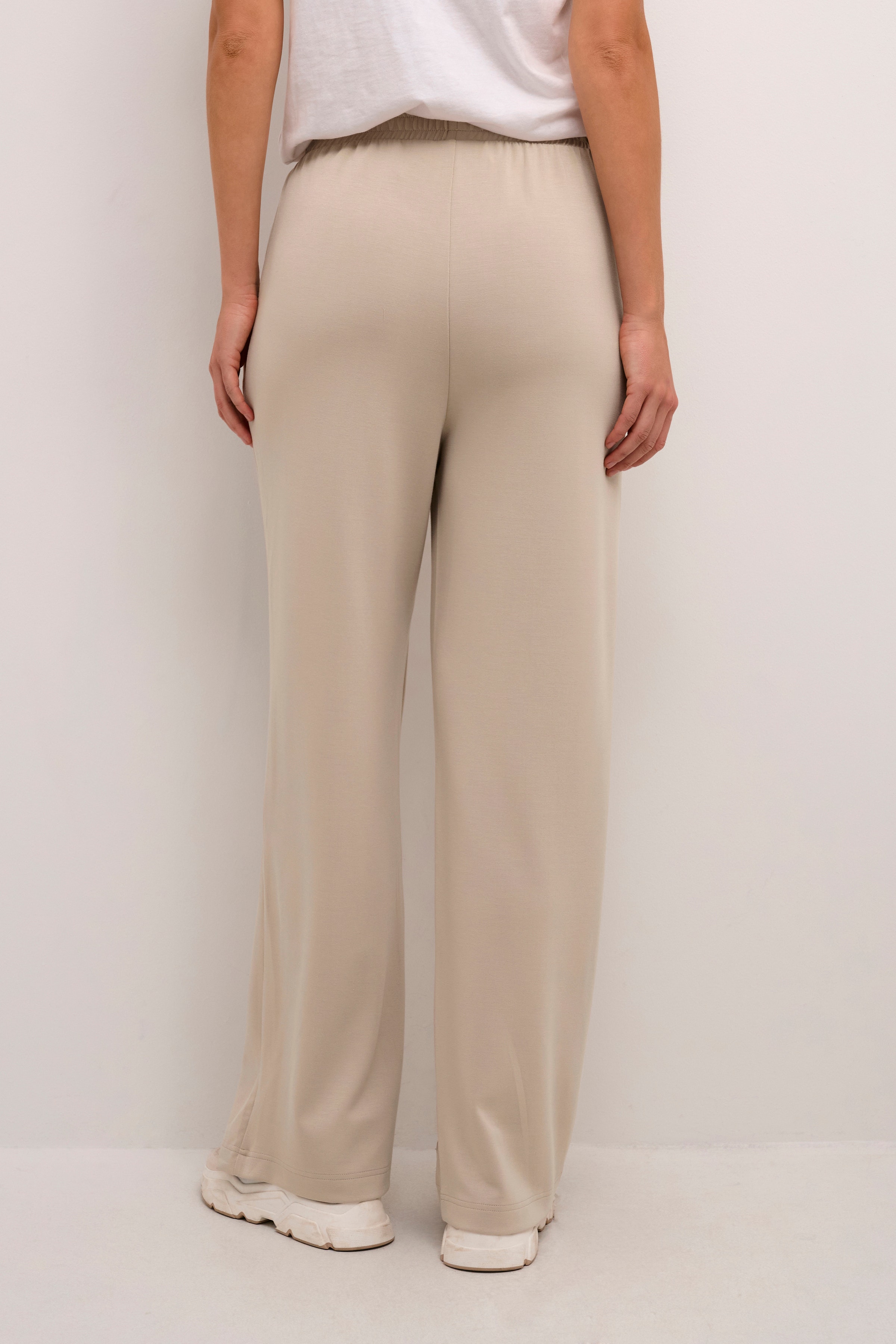 KAannika Trousers LOOKBOOK BACK 10509326-151305