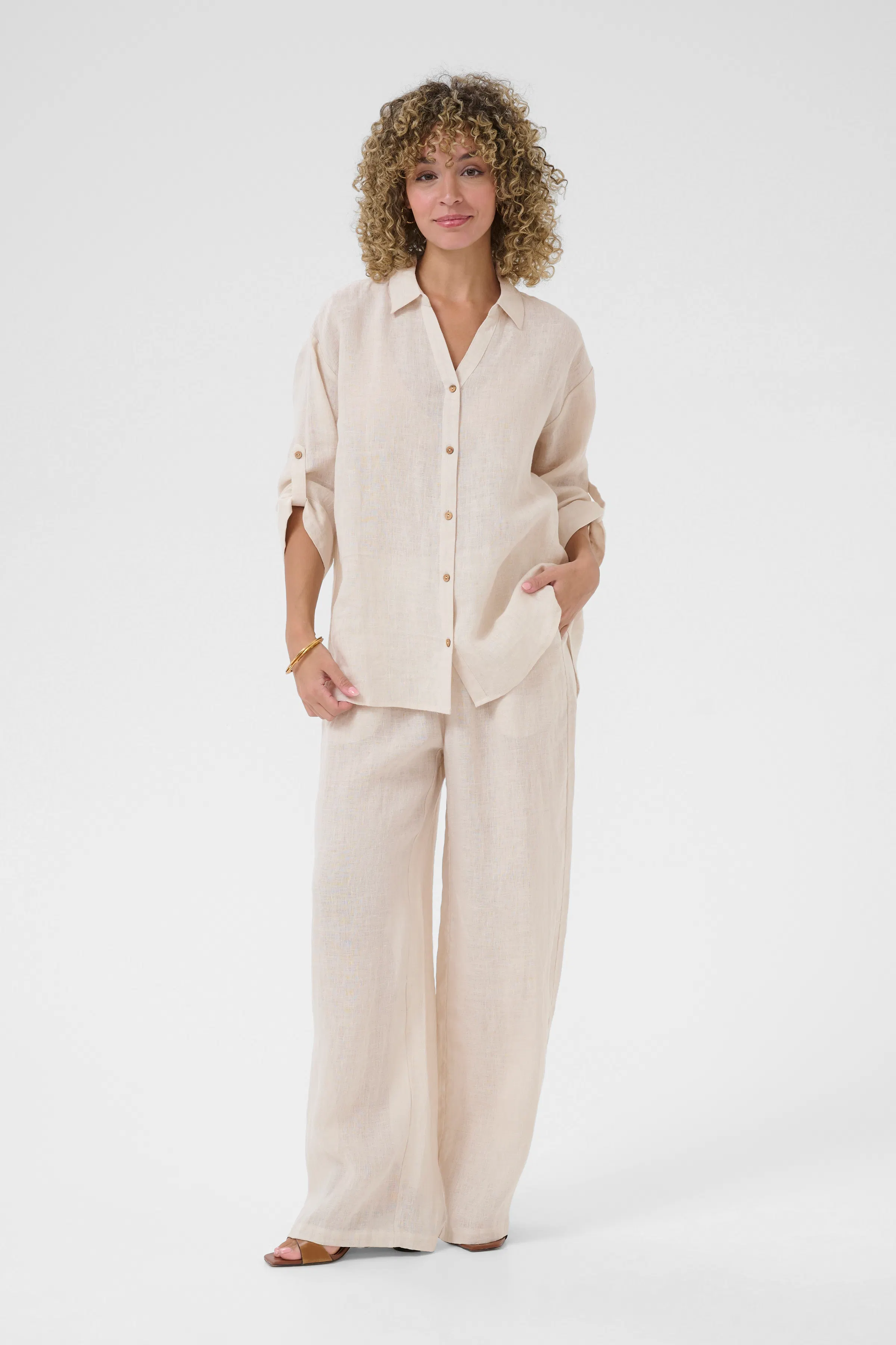 CRBellis Linen Shirt LOOKBOOK FRONT 10612267-104537