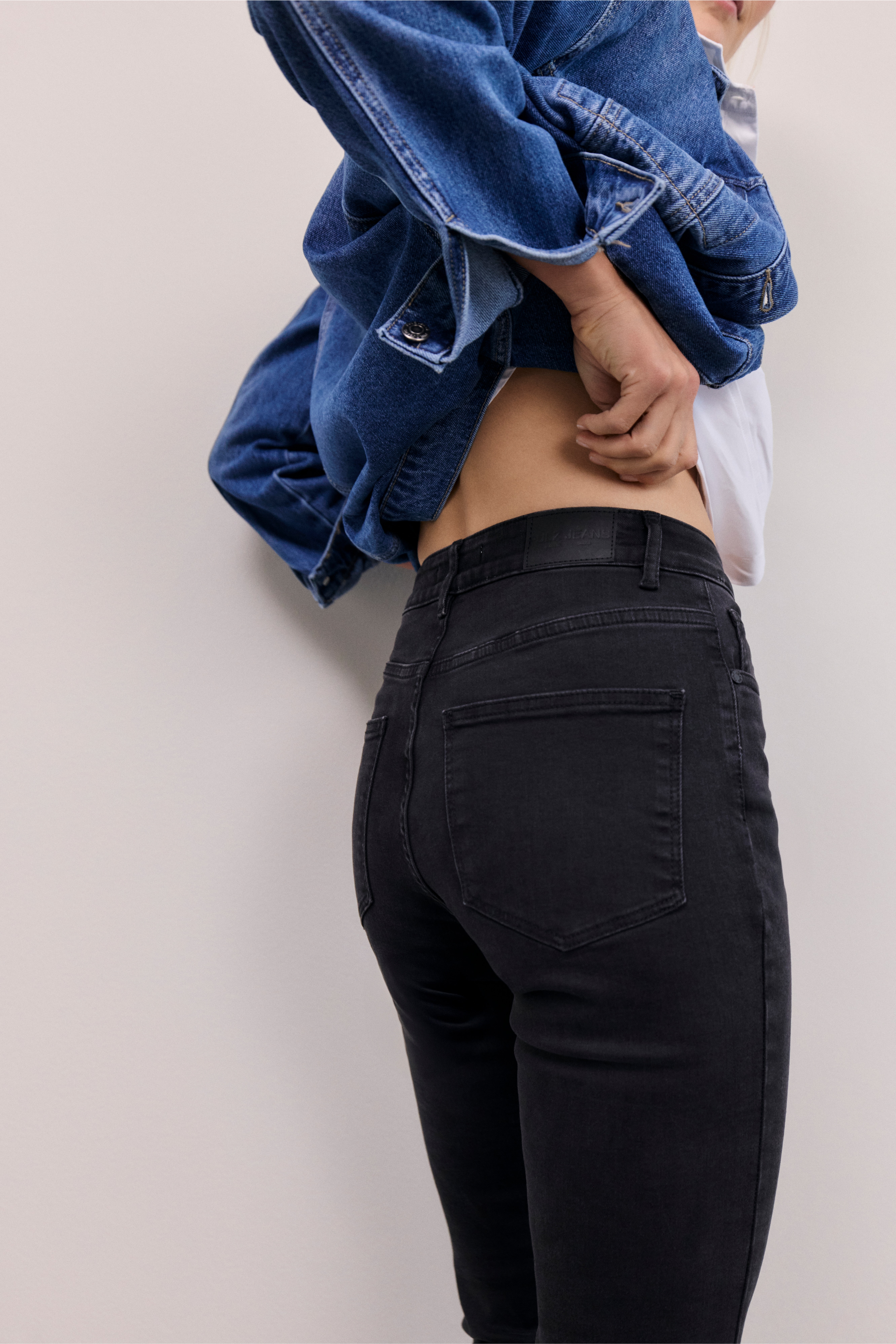 PZBECCA UHW Bootcut Leg LOCATION NONE 50207285-200004