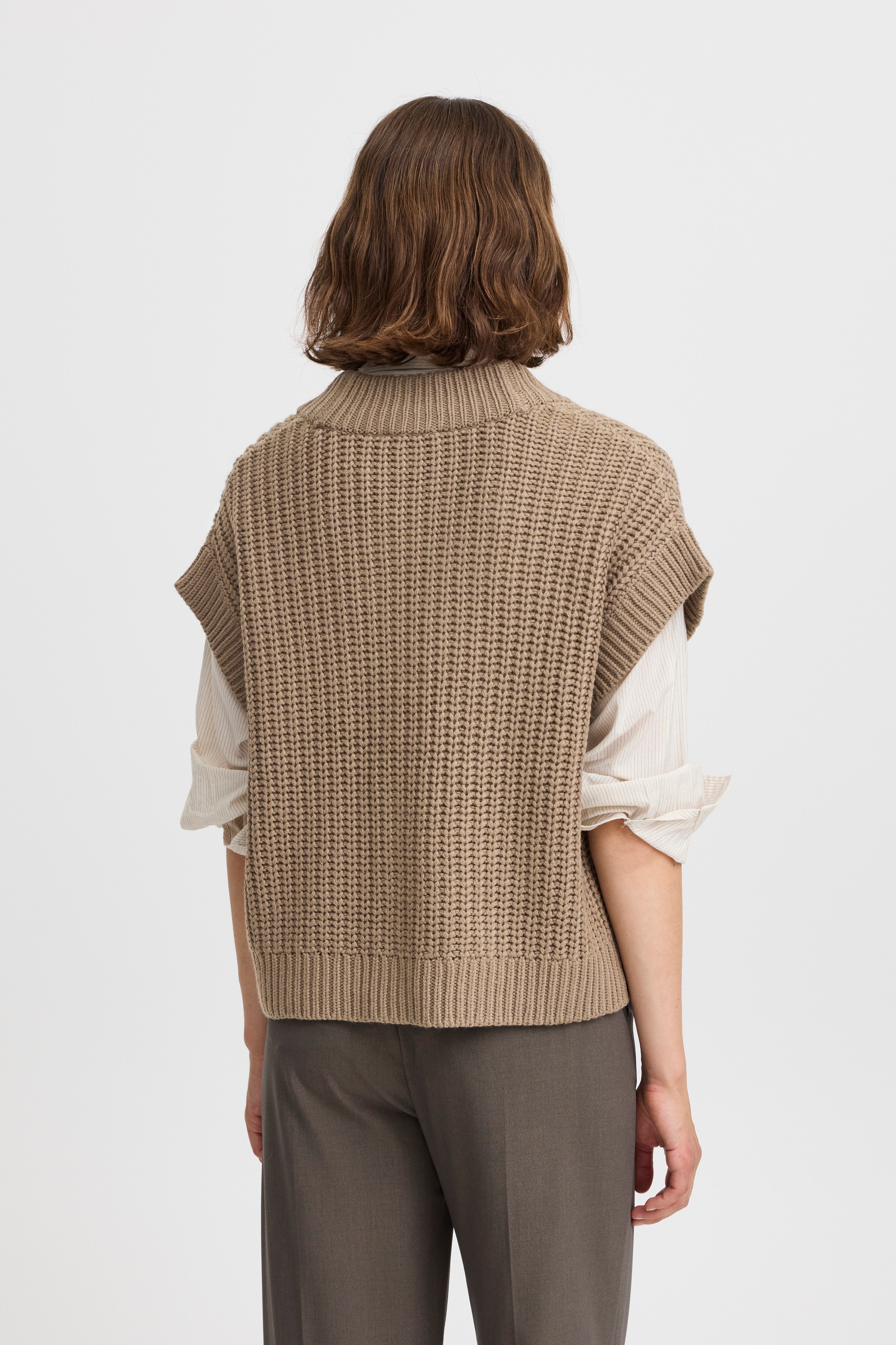 BYOTINKA Vest LOOKBOOK FRONT 20815276-181112
