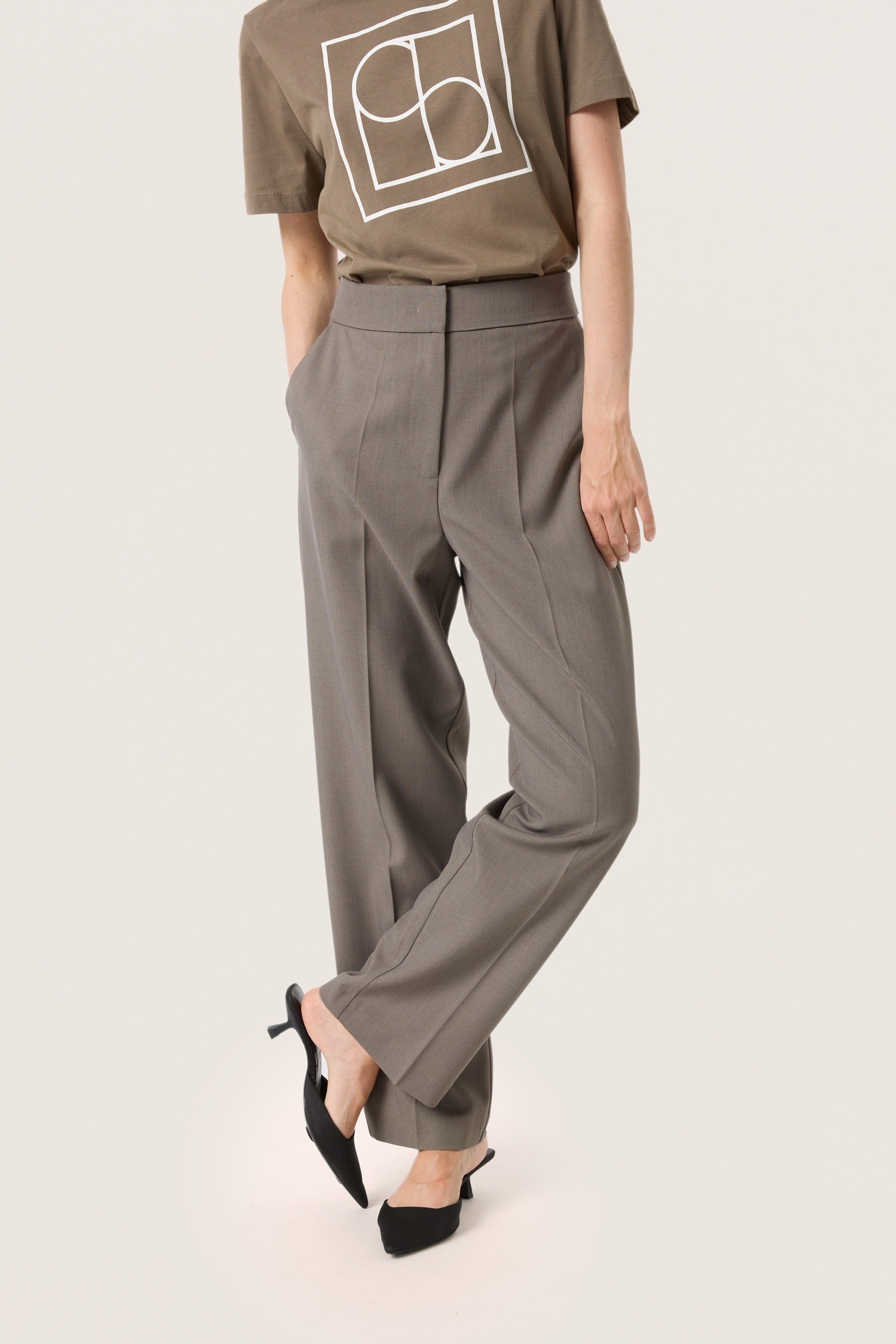 SLMilica Trousers LOOKBOOK FRONT 30407696-1908081