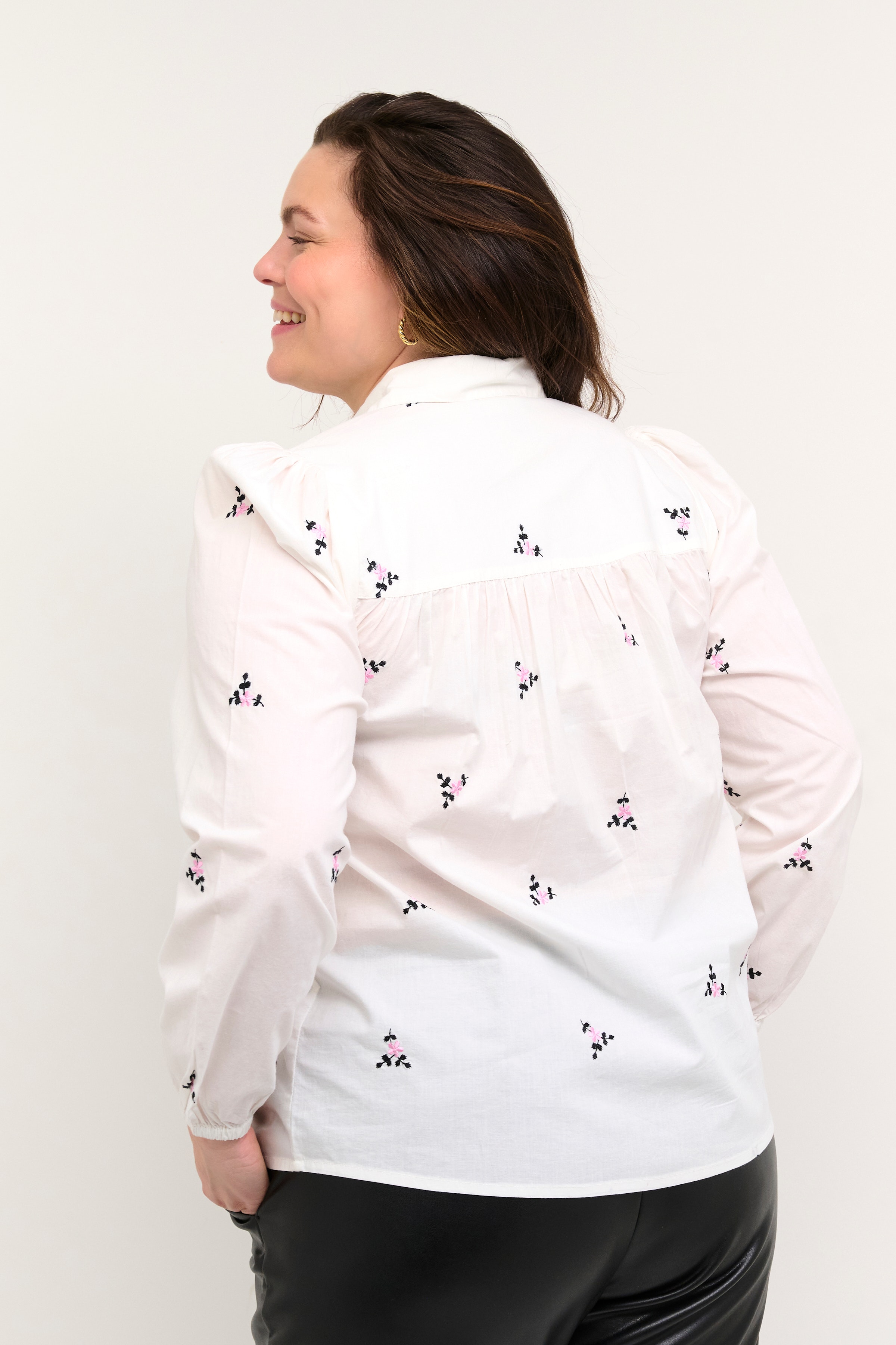 KCtora Skjorta LOOKBOOK BACK 10581315-103765