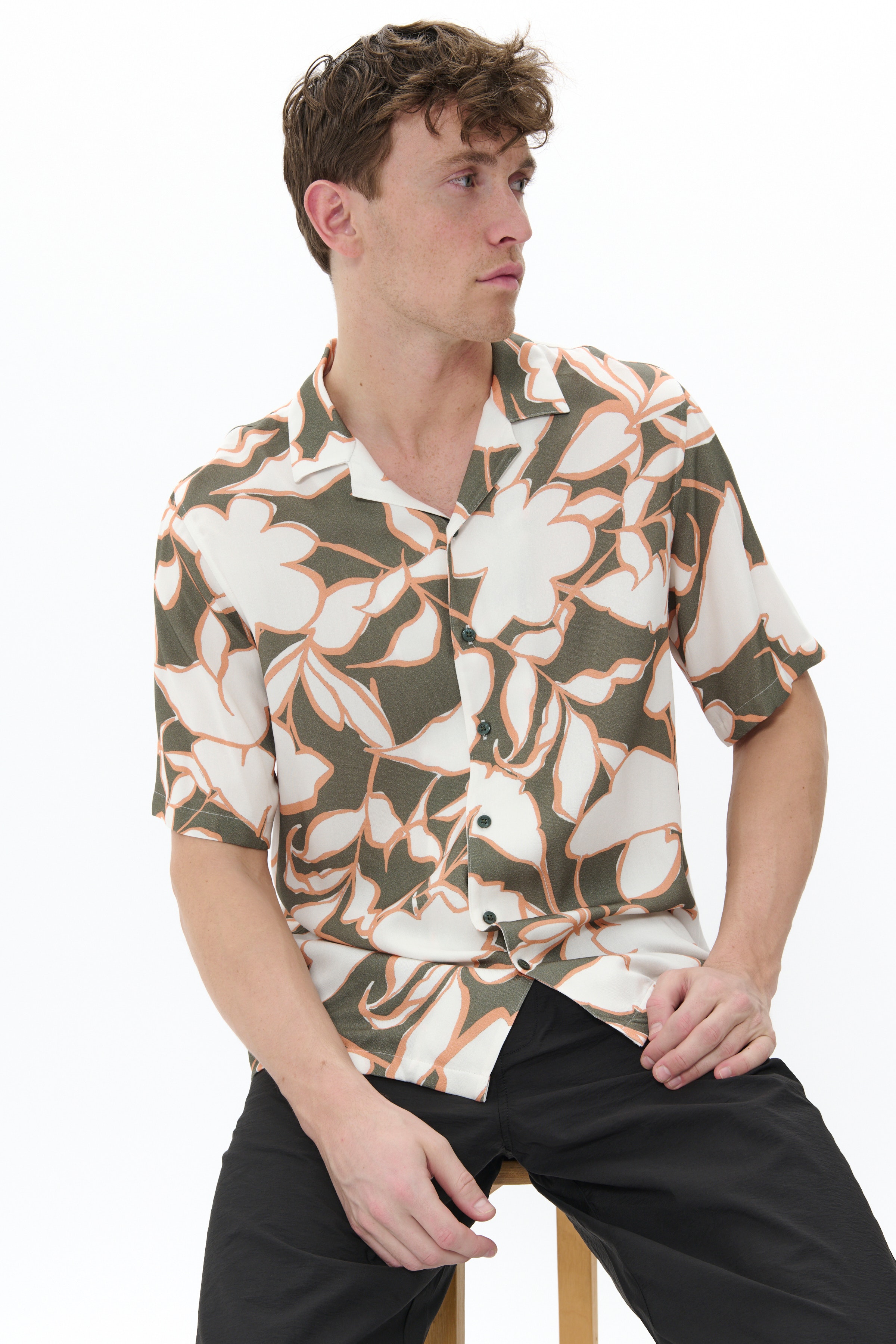 MAklampo Shirt LOCATION NONE 30208082-180312