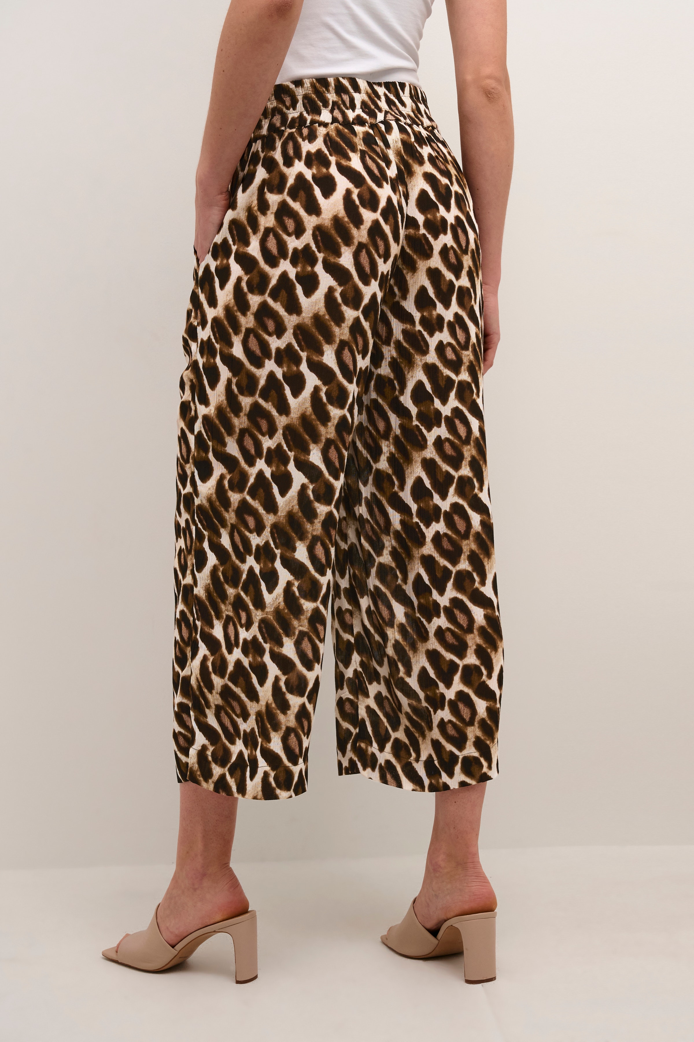 BPulla Byxor LOOKBOOK BACK 10590456-104507B