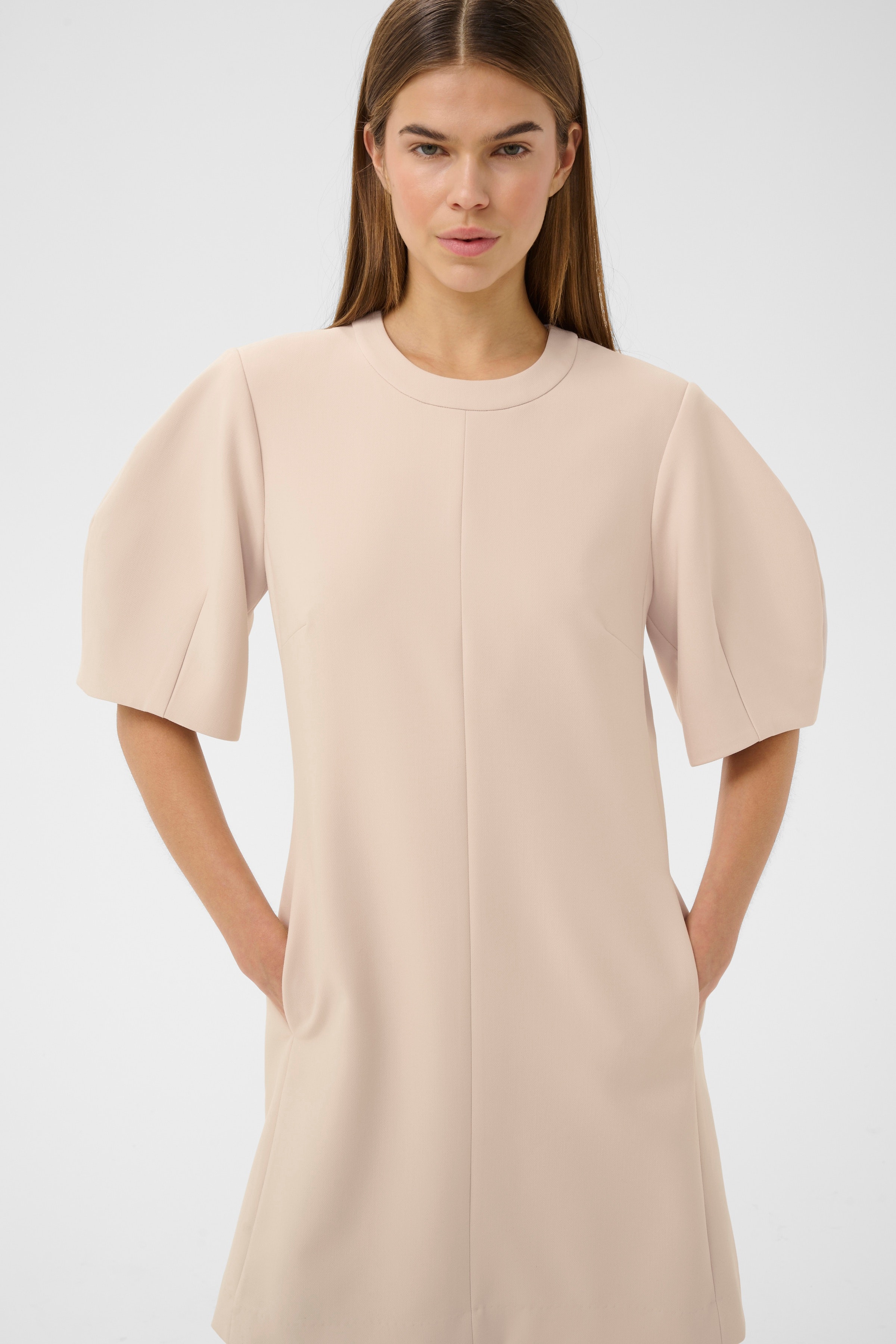 CHAYCEIW Klänning LOOKBOOK DETAIL 30112376-130403