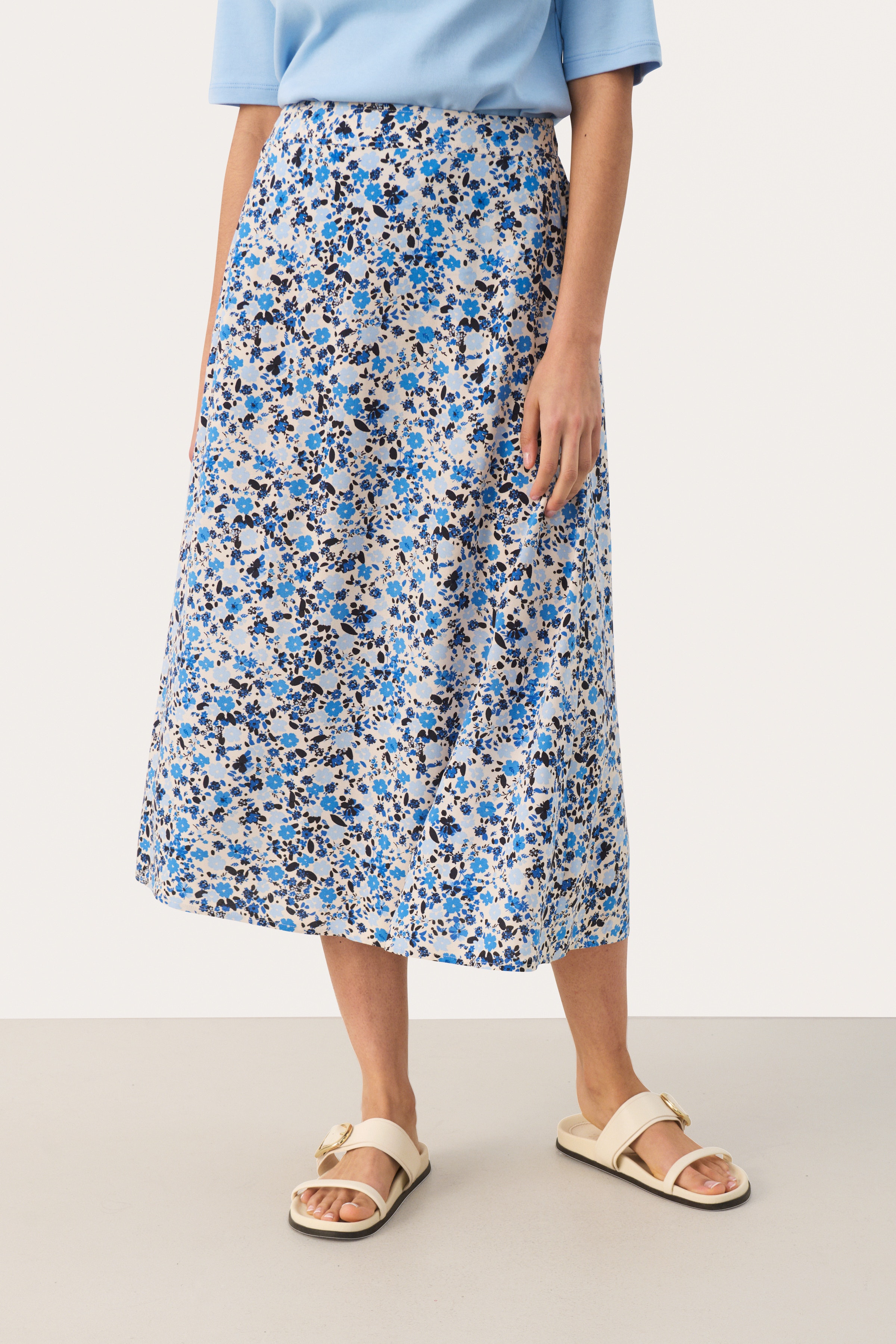 BiseraPW Kjol LOOKBOOK FRONT 30308685-303005