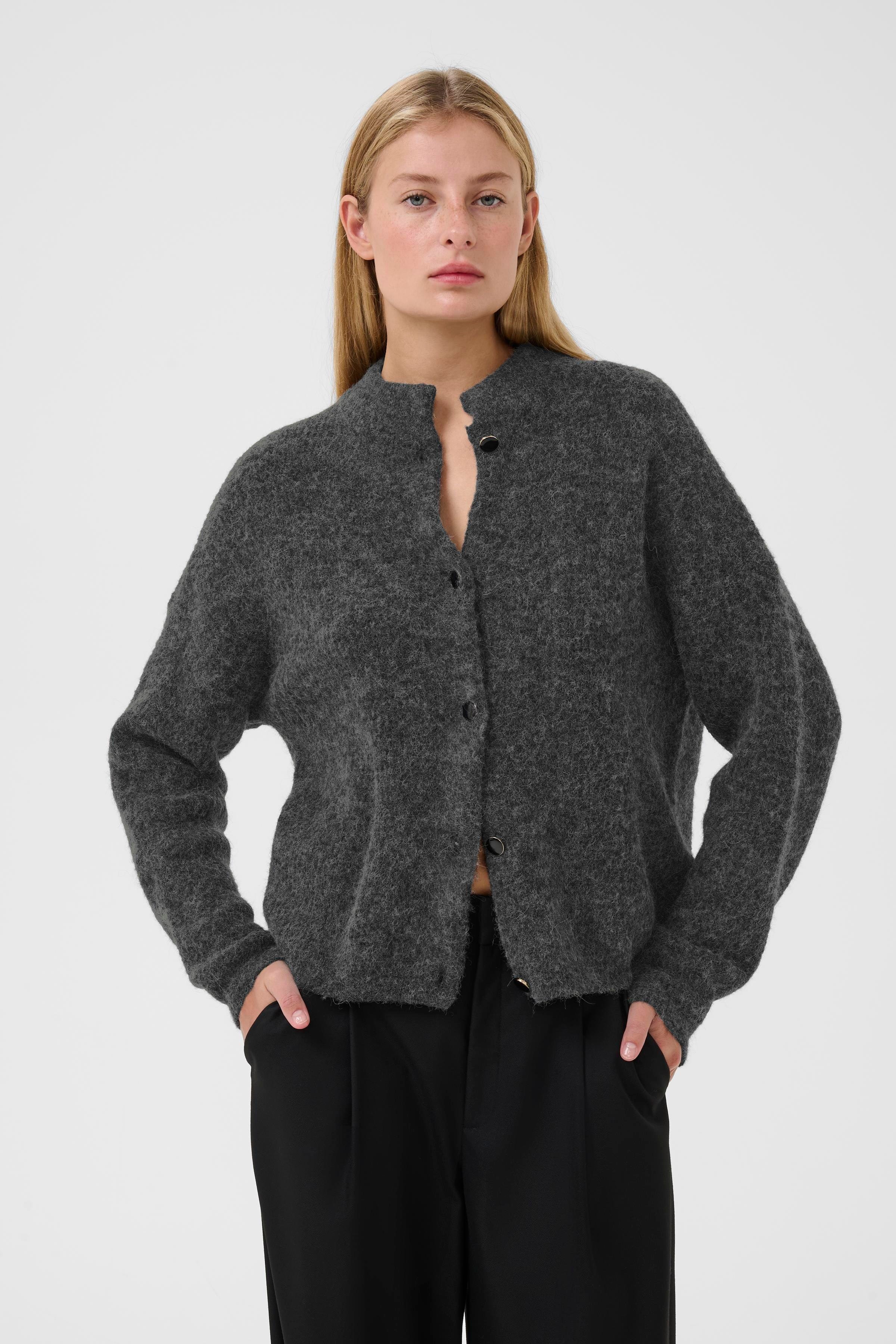 AlphaGZ Cardigan LOOKBOOK FRONT 10905931-106286