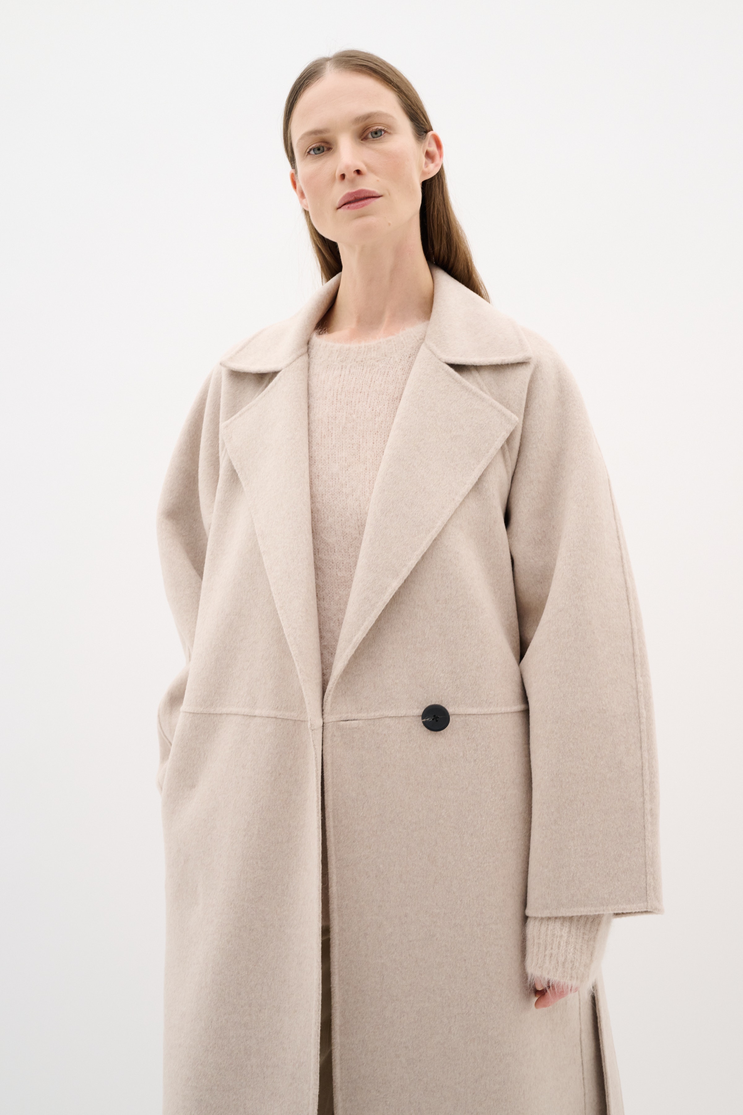 YillaIW Coat LOOKBOOK FRONT 30110608-300002