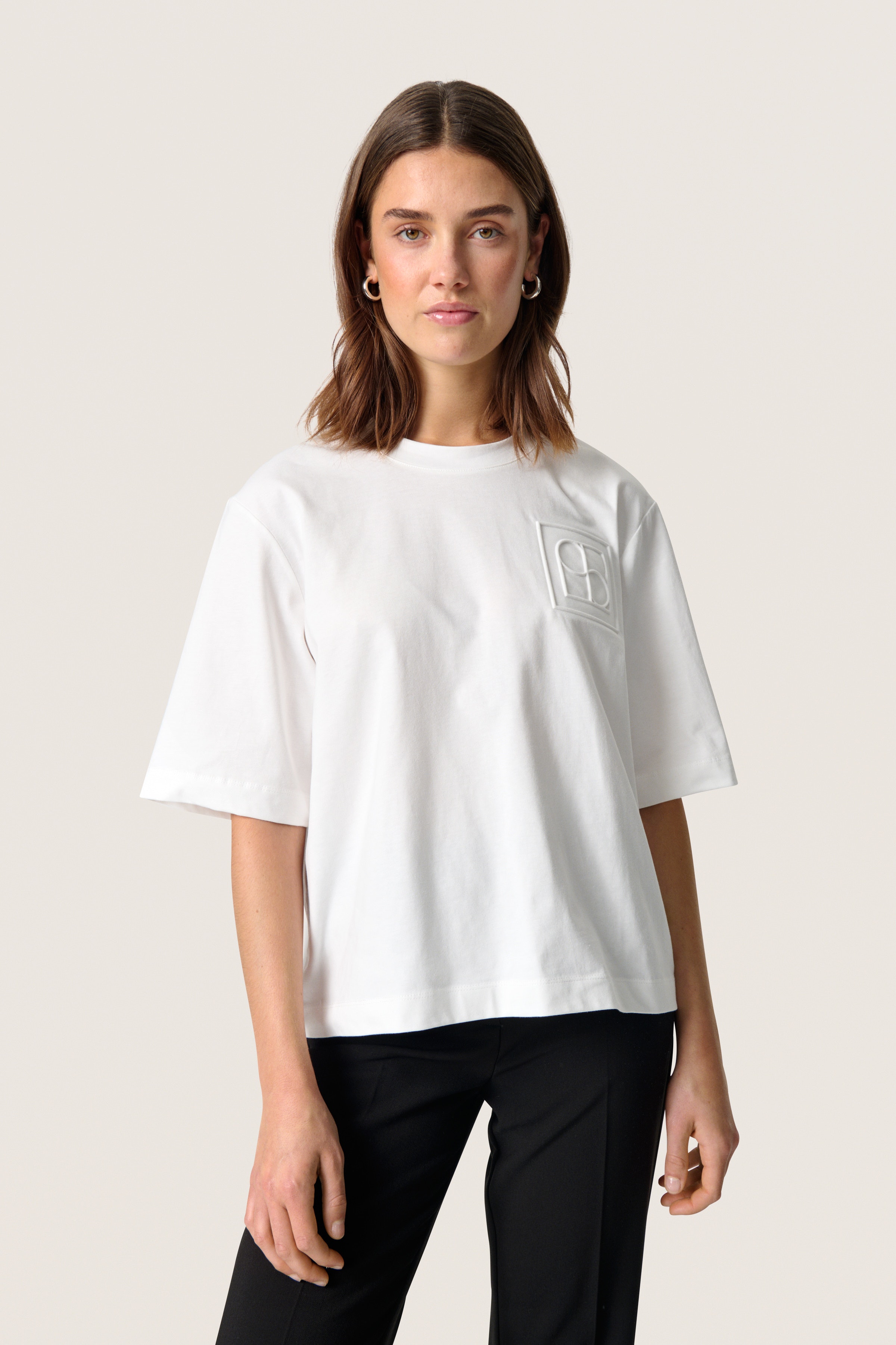 SLJina T-shirt LOOKBOOK FRONT 30408510-111001