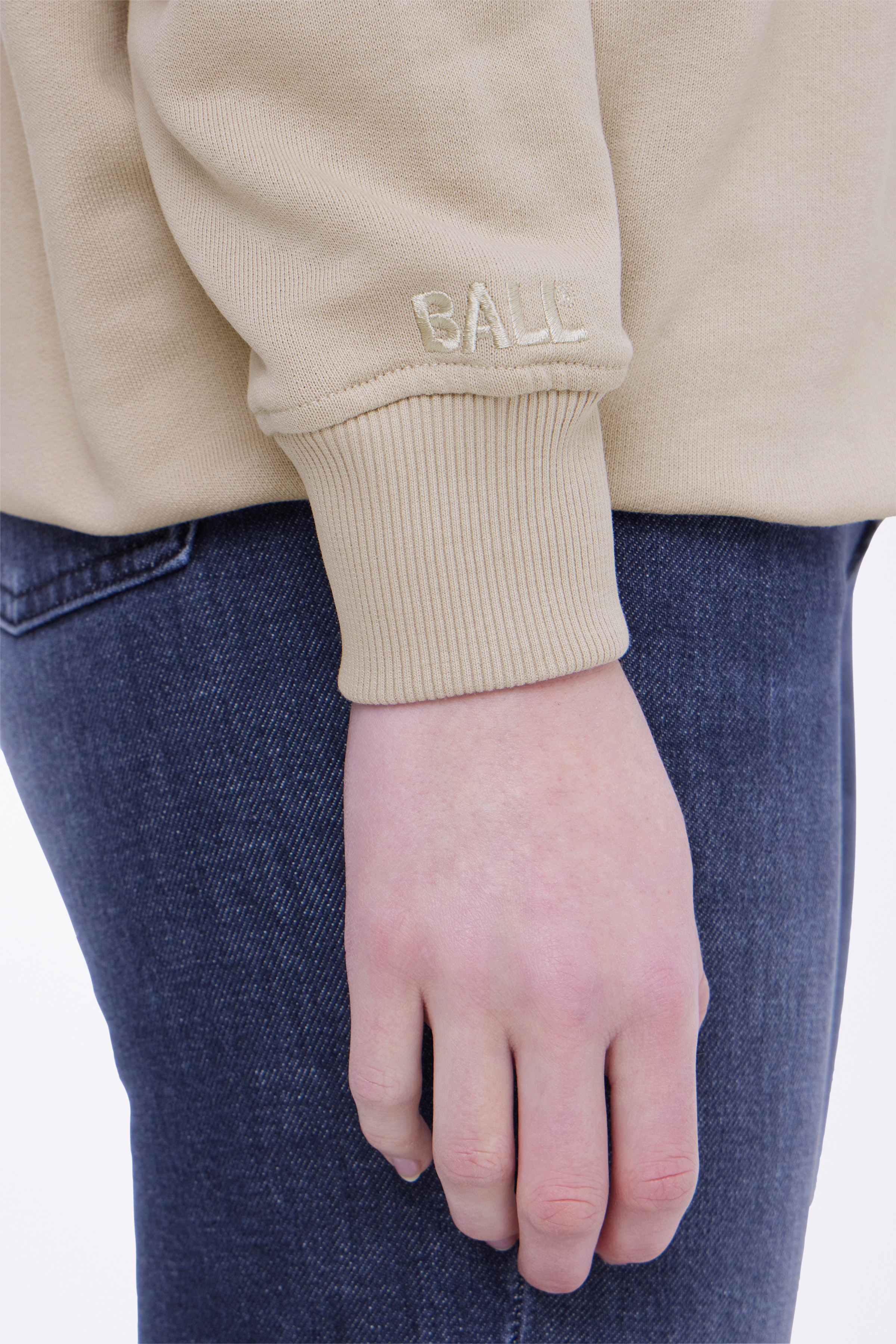 L. SMITH SWEATSHIRT LOOKBOOK DETAIL 50400051-170909