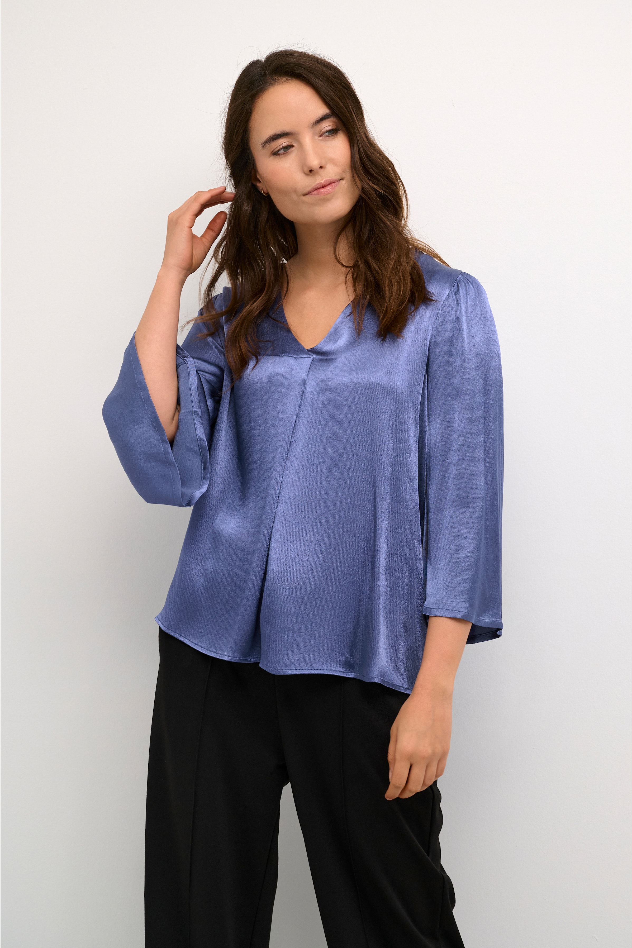 KAkaren Blouse LOOKBOOK FRONT 10508860-193928