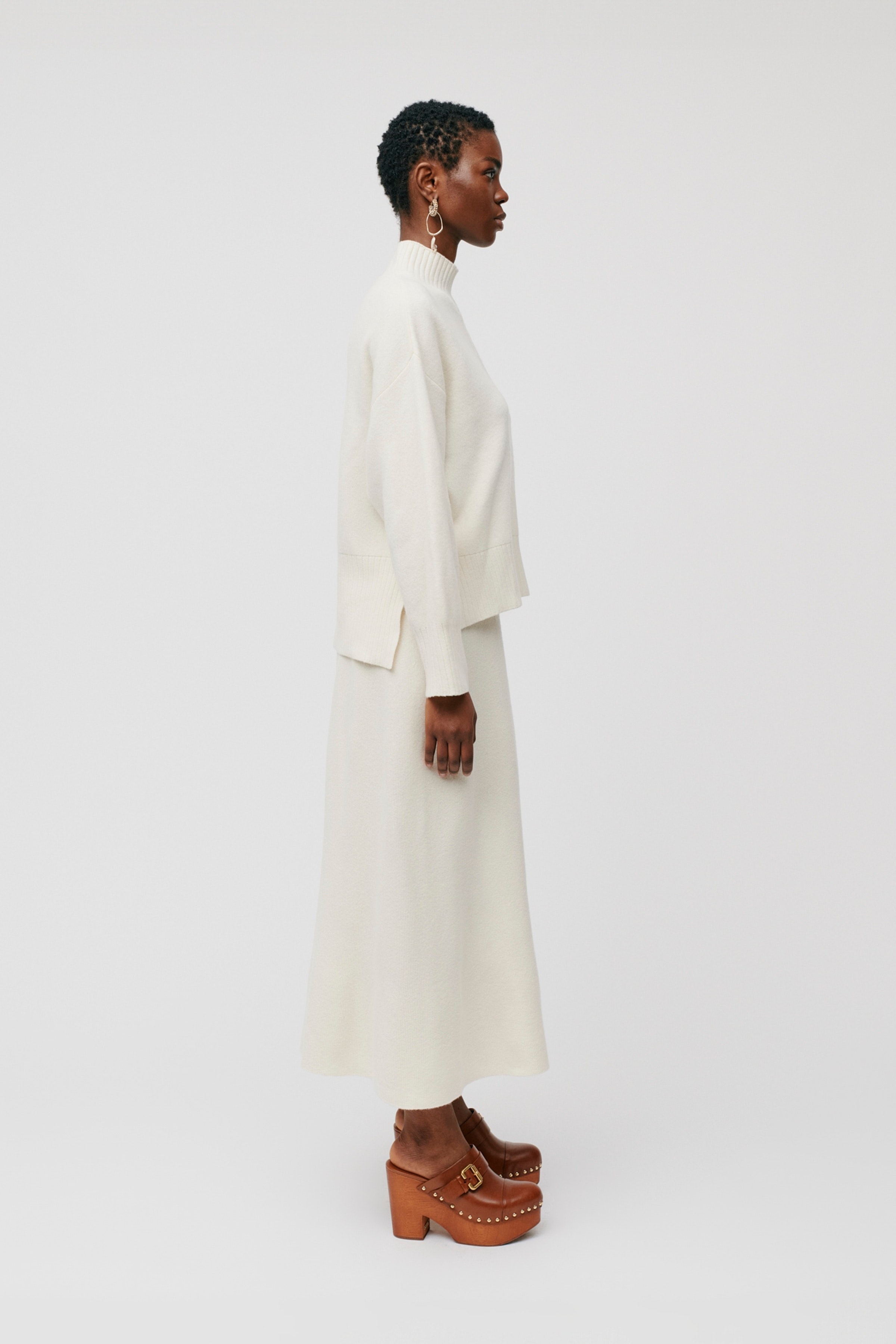 KAREEN Pullover LOOKBOOK FRONT 30600379-WH020