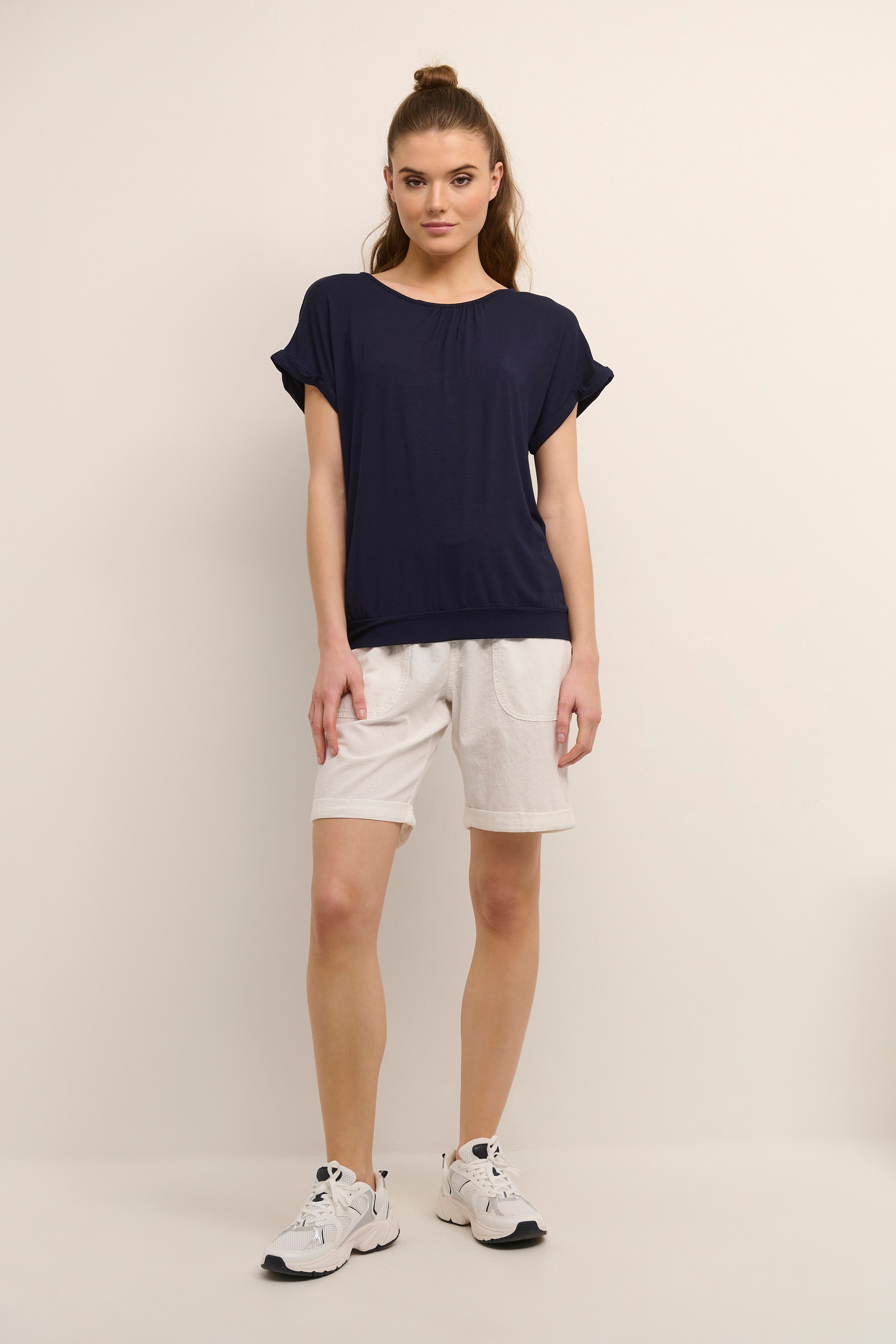 KAdorana Blus LOOKBOOK FRONT 10506216-194020