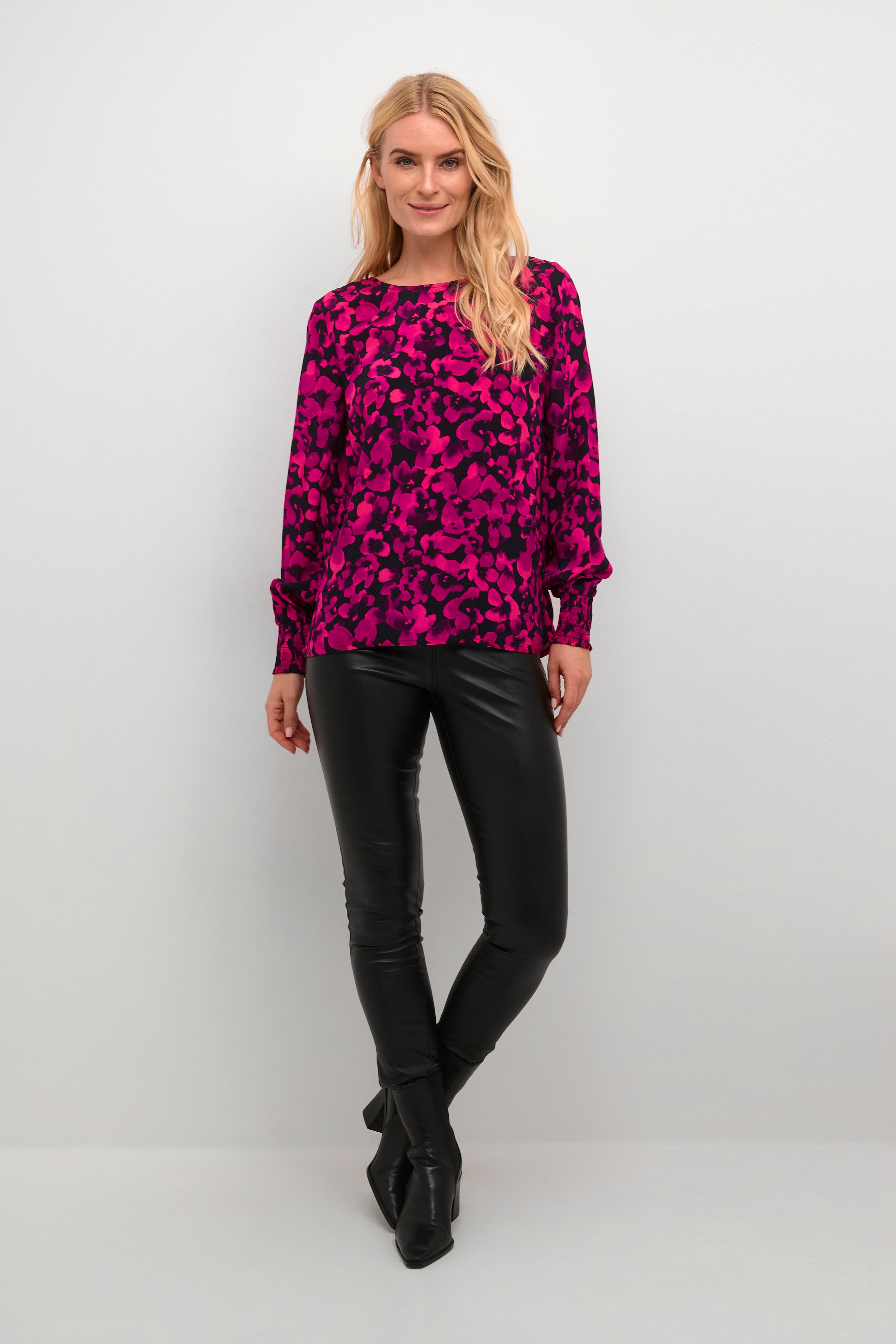 BPpiloma Blus LOOKBOOK FRONT 10590585-105314B