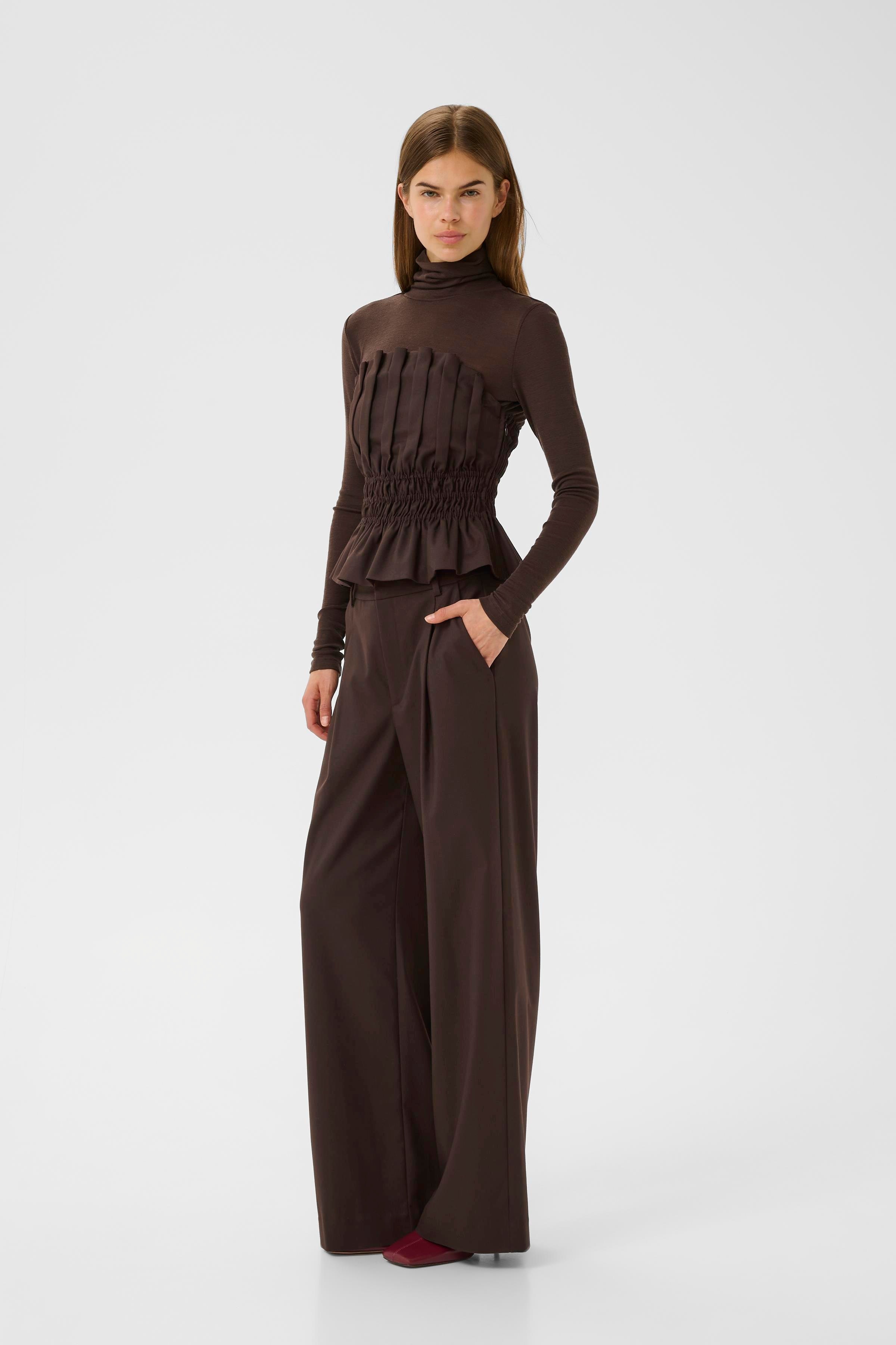 GZpaula Hose LOOKBOOK FRONT 10910627-191106